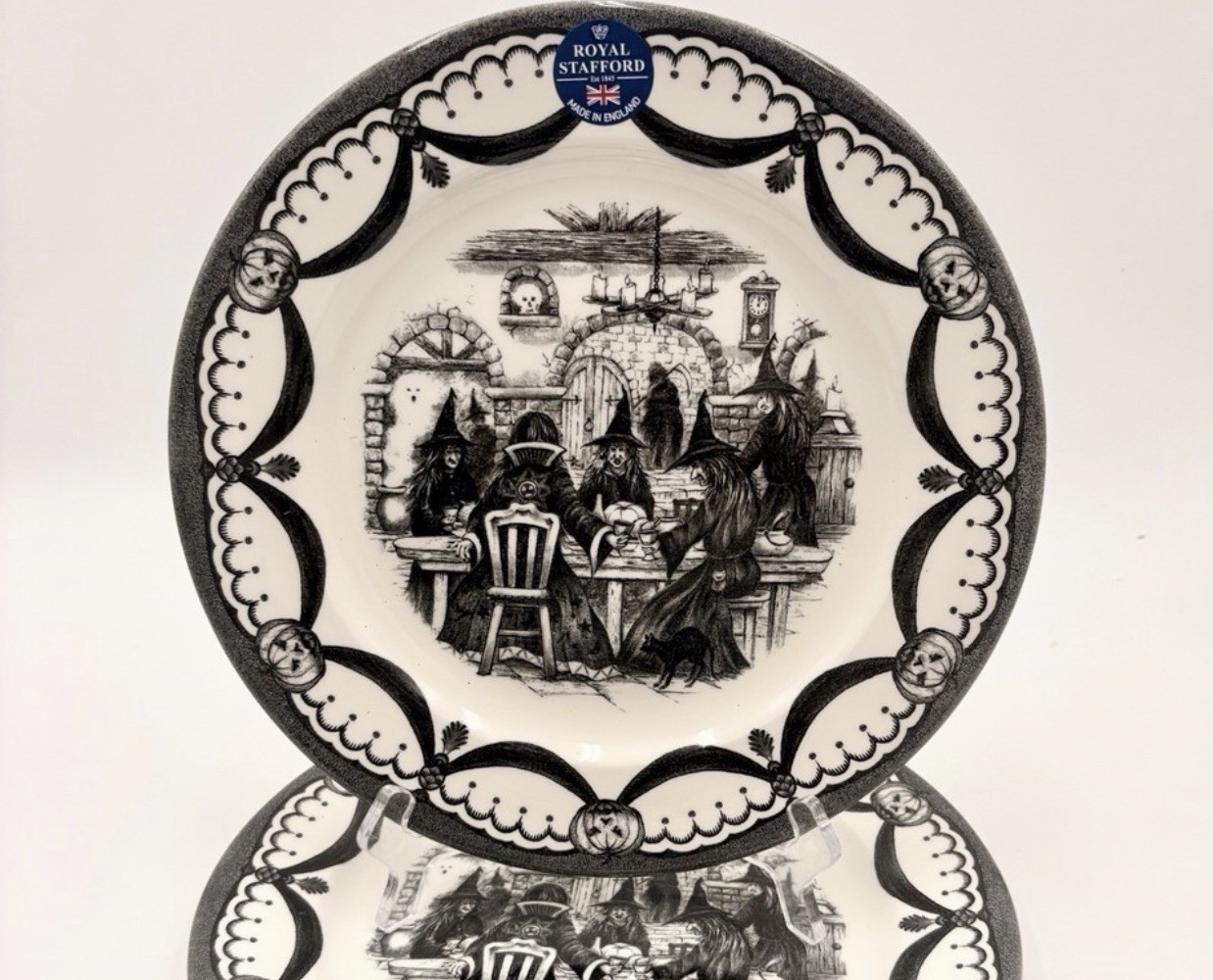Royal Stafford Halloween Witches Dinner Plates Complete 5-Piece Set England