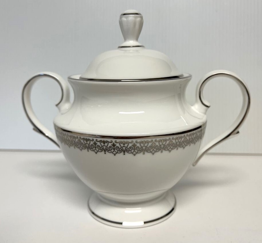 Lenox Lace Couture Sugar Bowl 773696 MSRP $215.00 Bone China Made in USA Lenox Lace Couture Sugar Bowl 773696 MSRP $215.00 Bone China Made in USA