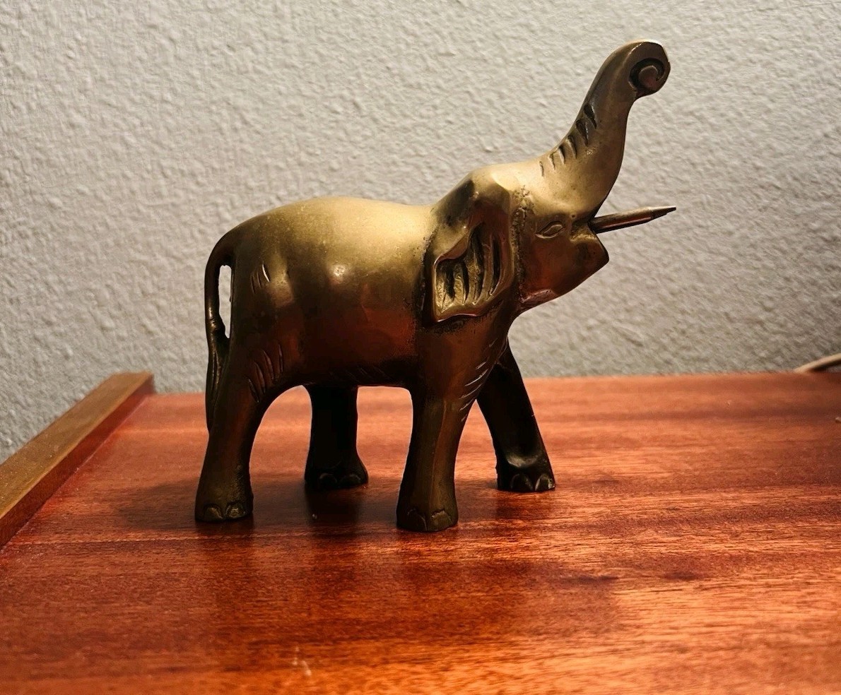 Vintage Solid Brass Elephant Figurine Trunk Up Good Luck Heavy Approximately 5” Vintage Solid Brass Elephant Figurine Trunk Up Good Luck Heavy Approximately 5”