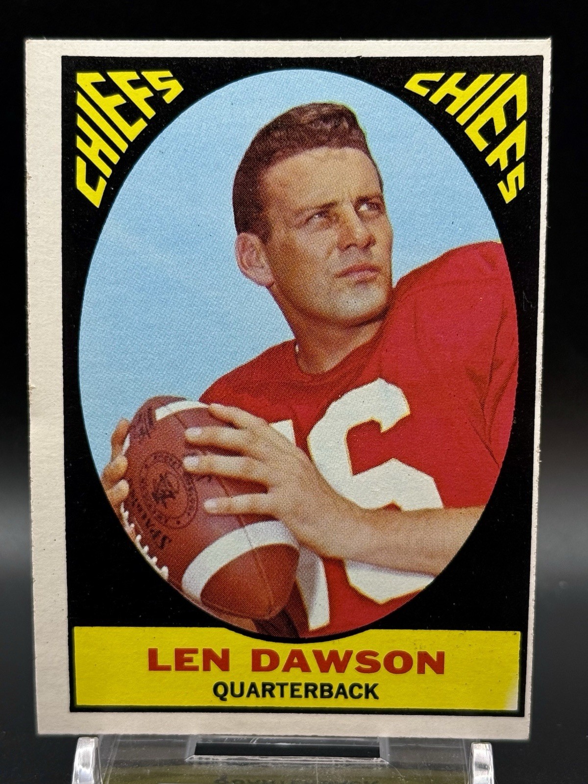 1967 Topps - Len Dawson #61 Chiefs Legend VG Condition 1967 Topps - Len Dawson #61 Chiefs Legend VG Condition