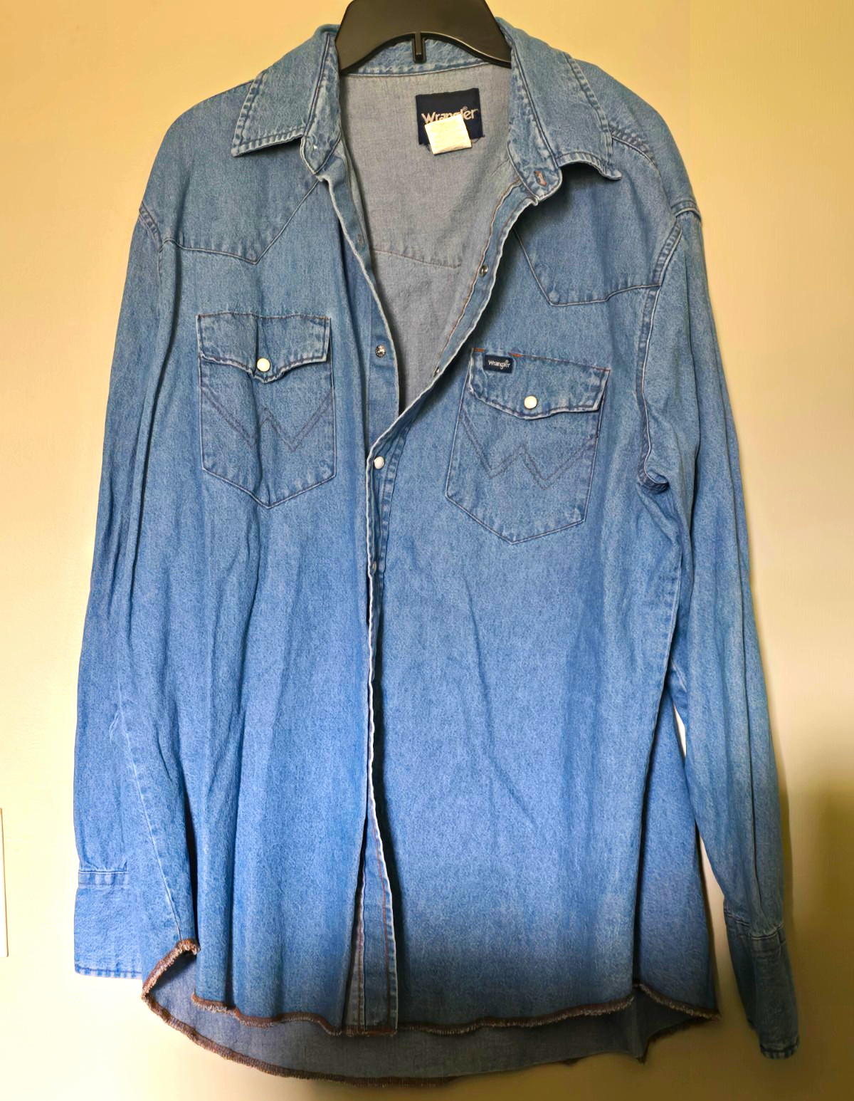 vintage Wrangler Men\'s Cotton Denim Long Sleeve Button-Up Shirt Blue XL Regular
