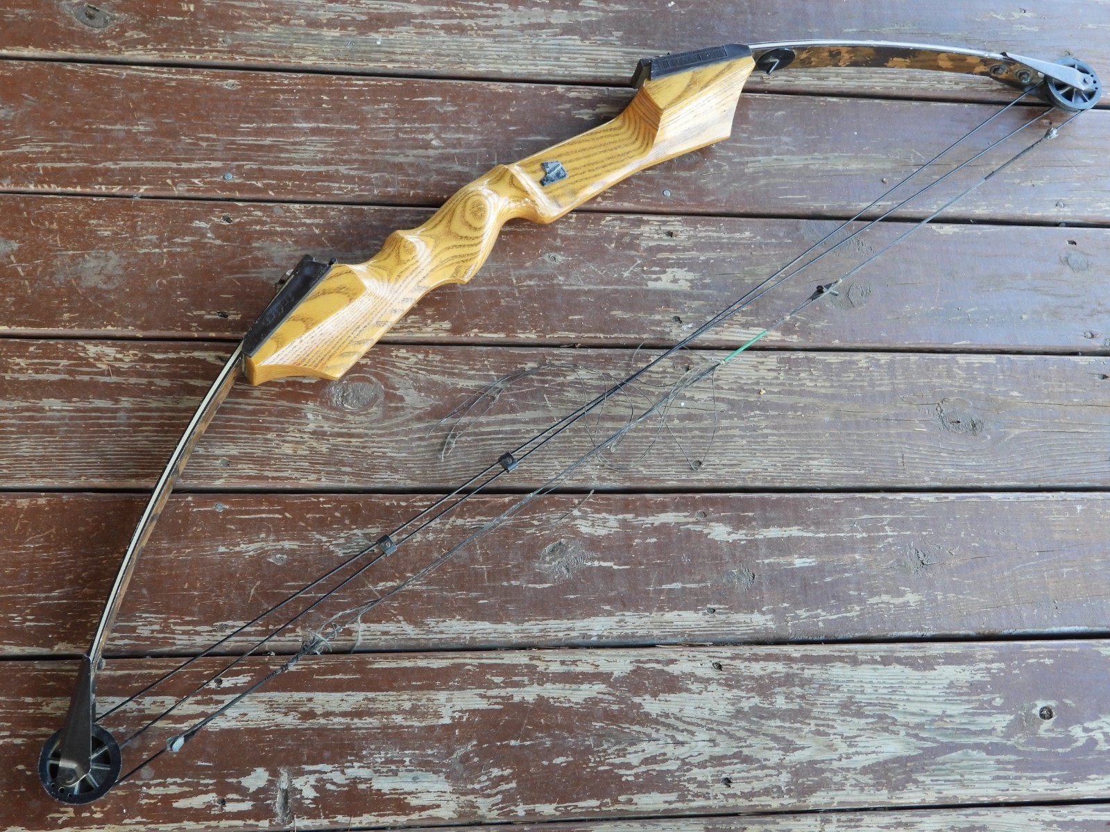 Vintage Indian Shikari Compound Bow For Parts Or Re-assemble