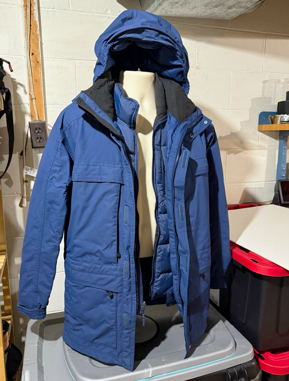 L.L.Bean Men\'s Hooded Down Insulated Ranger Long Parka Coat Blue Size S Regular L.L.Bean Men\'s Hooded Down Insulated Ranger Long Parka Coat Blue Size S Regular