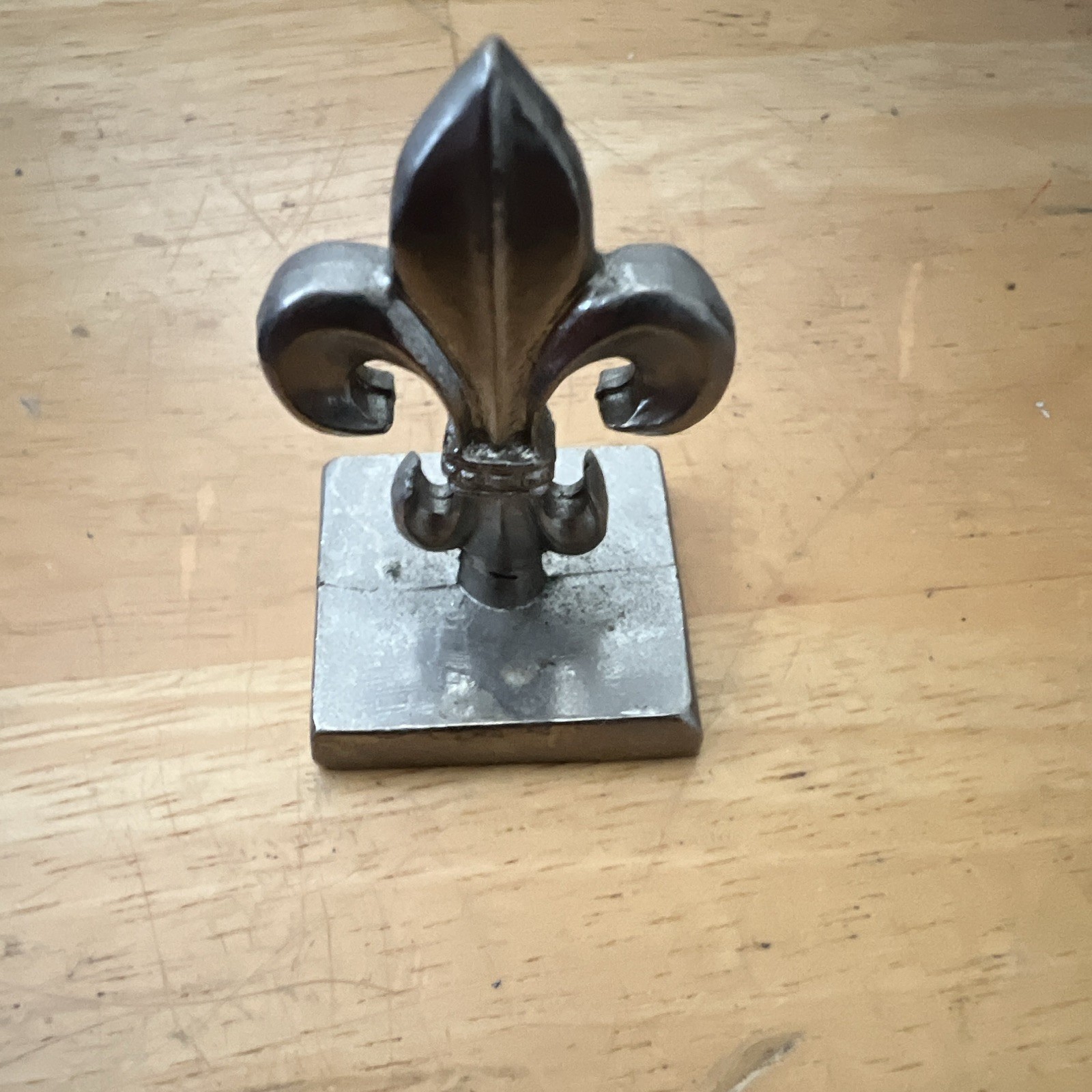 Silver Metal Fleur-de-Lis Stamp Silver Metal Fleur-de-Lis Stamp