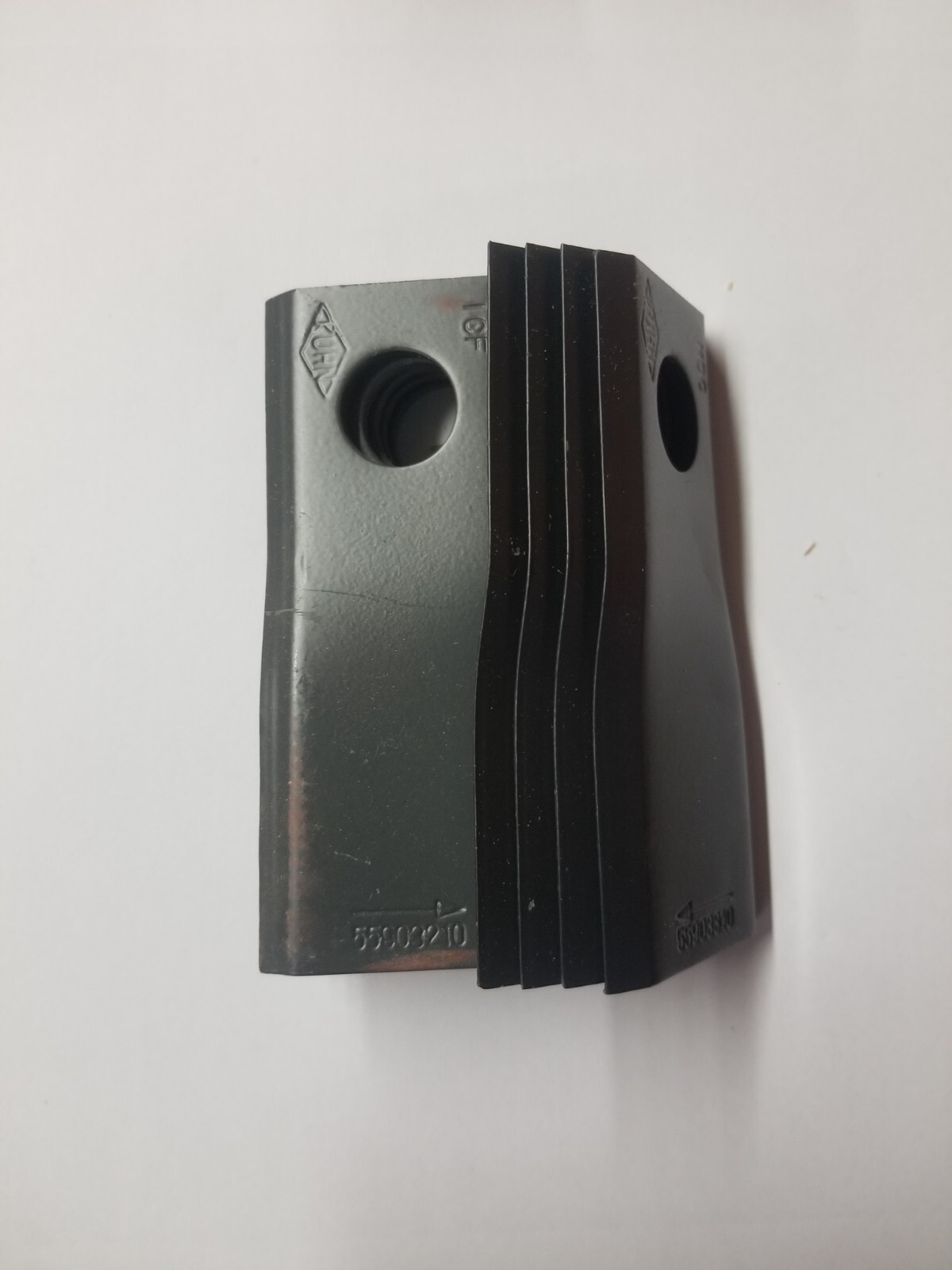 Genuine Kuhn Disc Mower Blade Set 20 PACK for GMD700 Genuine Kuhn Disc Mower Blade Set 20 PACK for GMD700