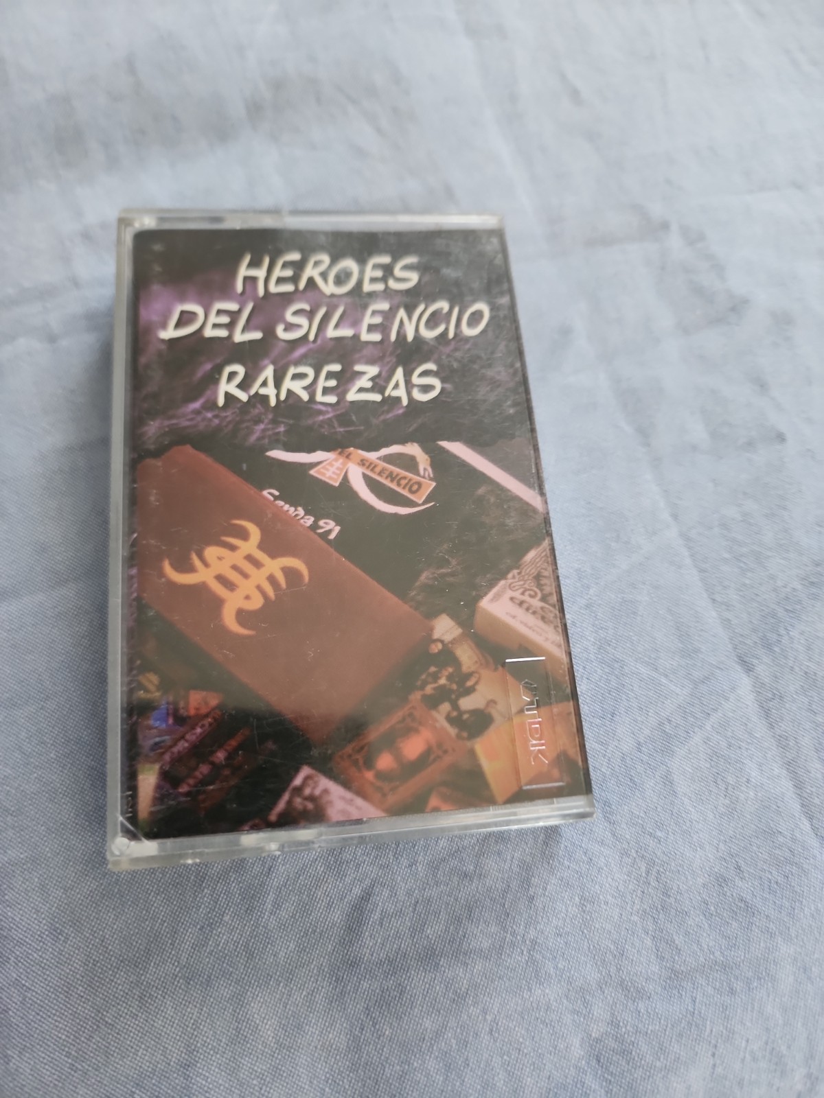 Rarezas by Héroes del Silencio (Cassette, Jul-1998, EMI Music Distribution) Rarezas by Héroes del Silencio (Cassette, Jul-1998, EMI Music Distribution)