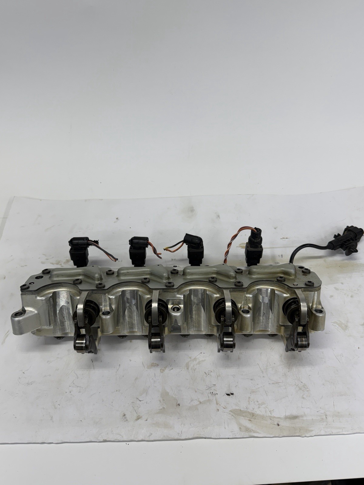 2012-2020 Dodge Jeep Fiat 1.4L Multiair VVT Variable Valve Actuator 5484H332508 2012-2020 Dodge Jeep Fiat 1.4L Multiair VVT Variable Valve Actuator 5484H332508
