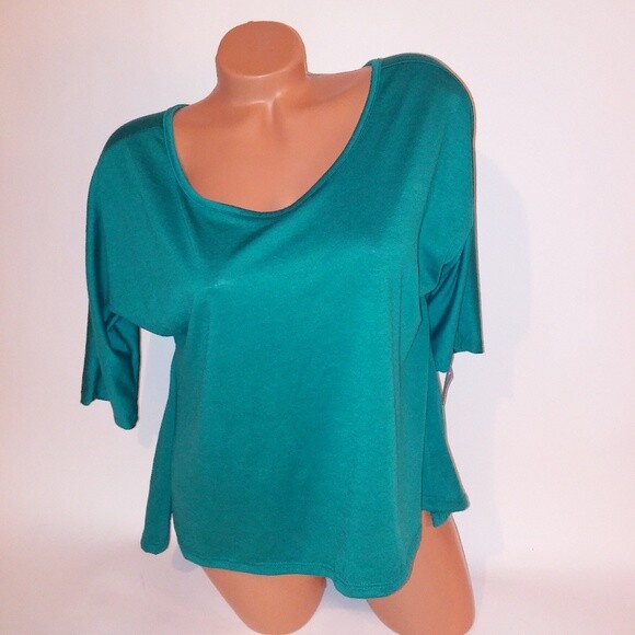 Pretty Rebellious Blouse Womens Medium Teal Solid Cutout Back 3/4 Sleeve Pretty Rebellious Blouse Womens Medium Teal Solid Cutout Back 3/4 Sleeve