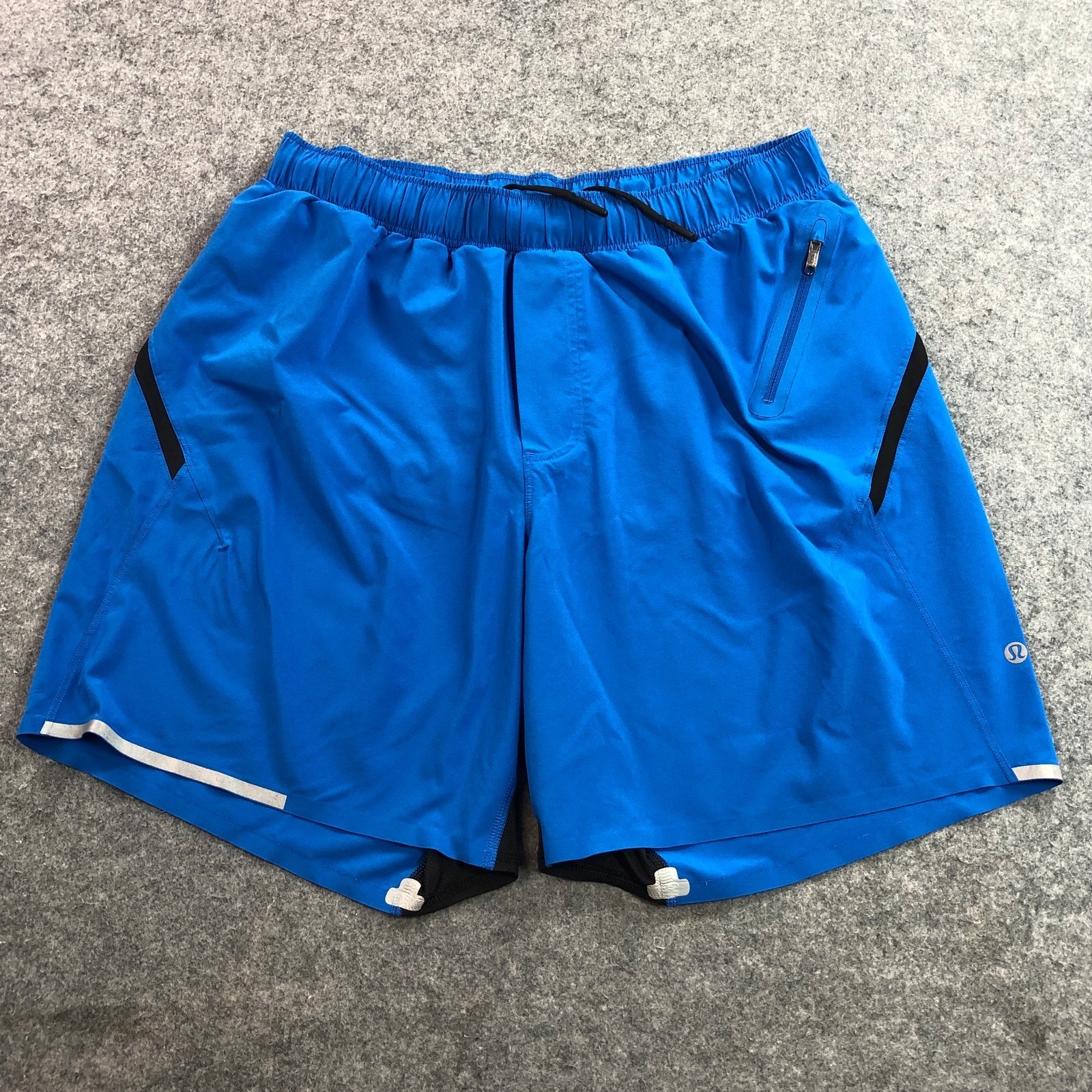 Lululemon Mens Athletic Shorts L Blue Zippered Pocket Reflective Accents