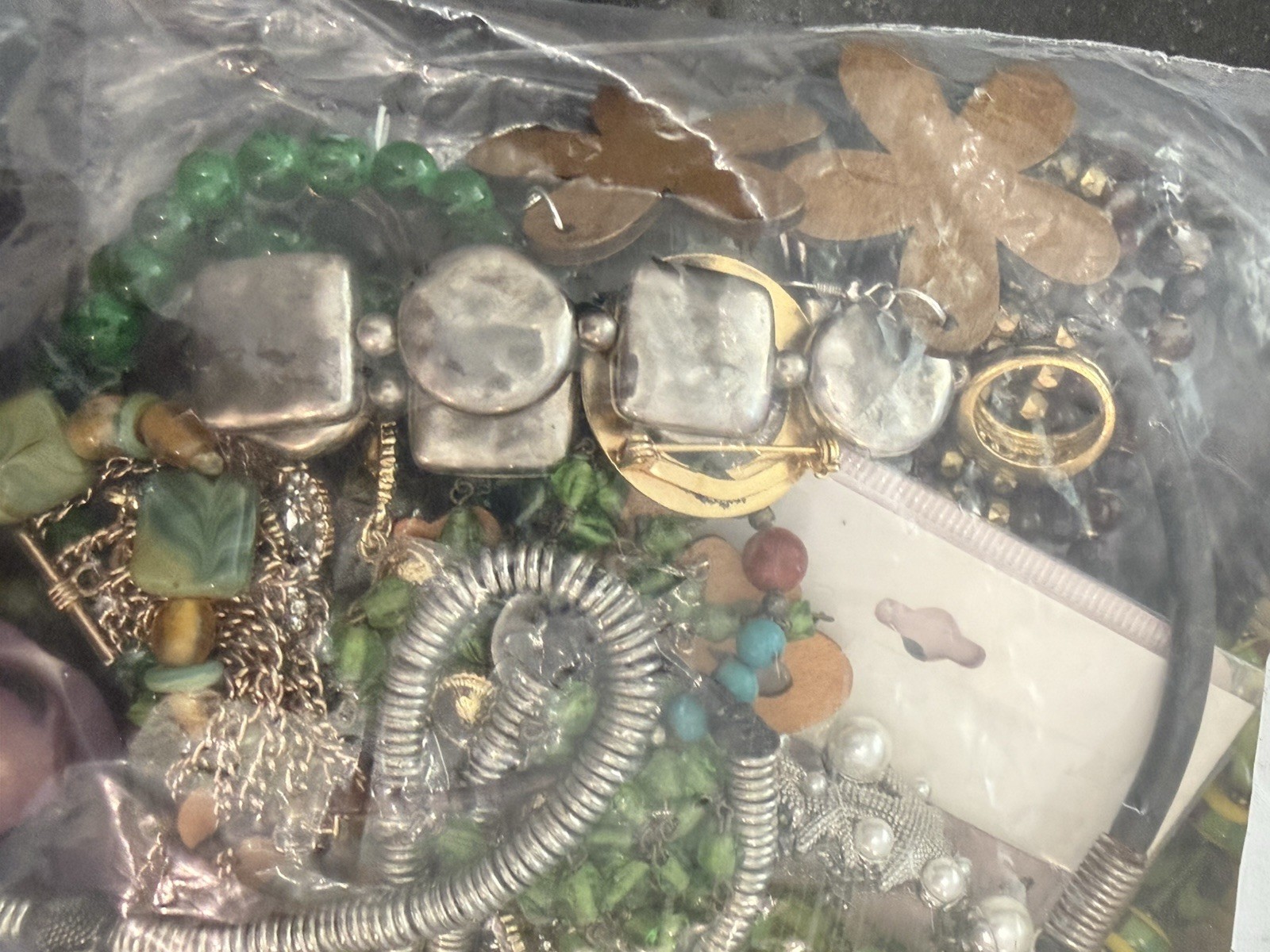 2 Pounds Jewelry Costume Vintage Huge Mix Wear To Repair Un-searched
