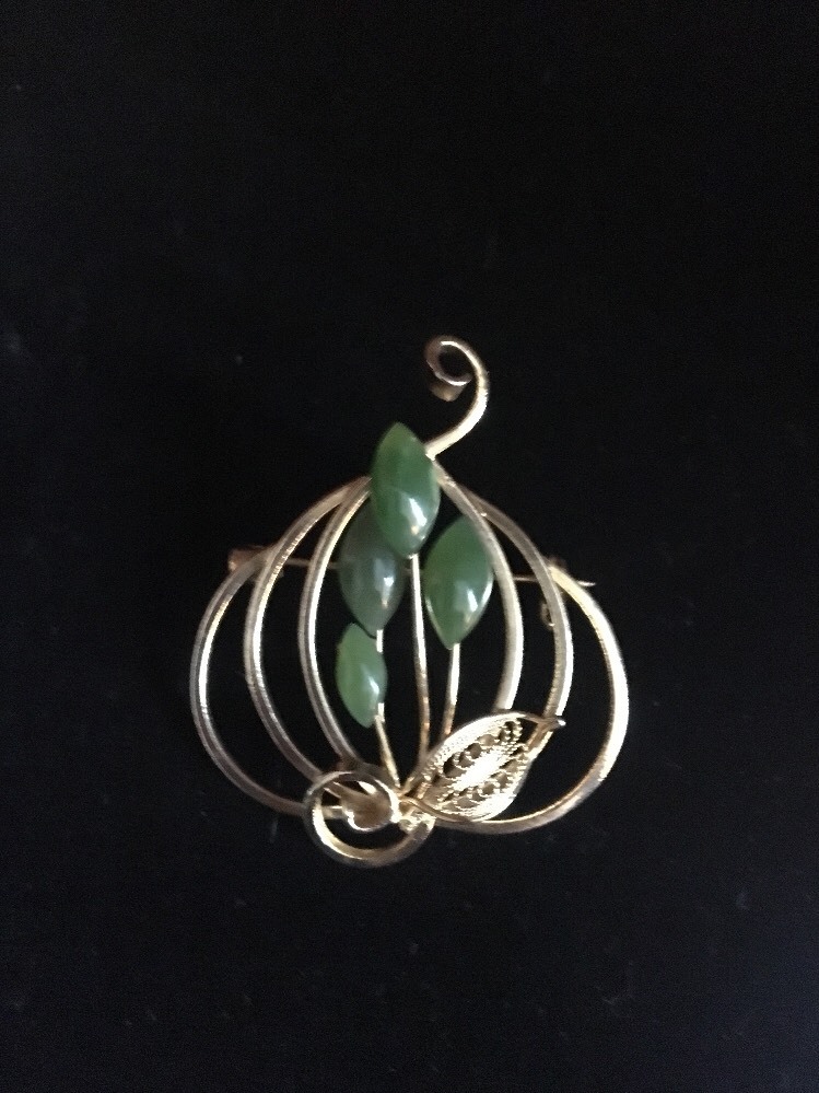 Fine Old Chinese Genuine Jade Brooch Fine Old Chinese Genuine Jade Brooch