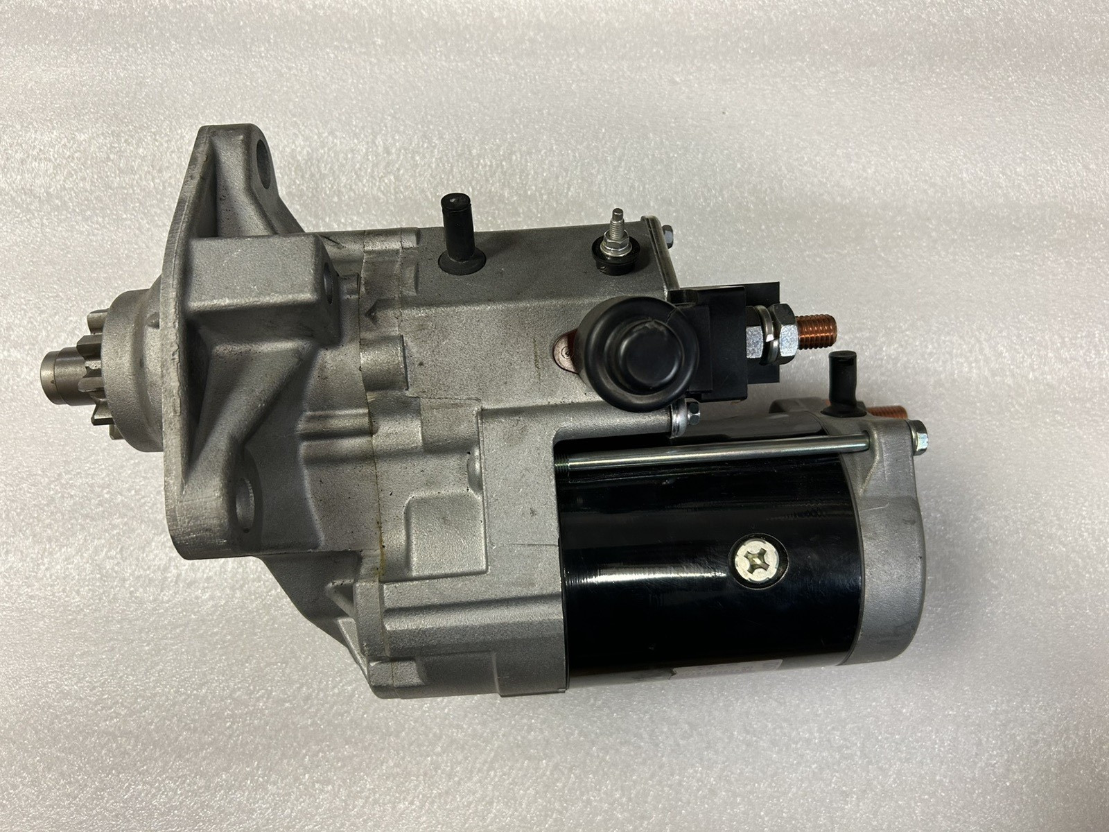 OEM DENSO Starter PN: 4280004250 OEM DENSO Starter PN: 4280004250