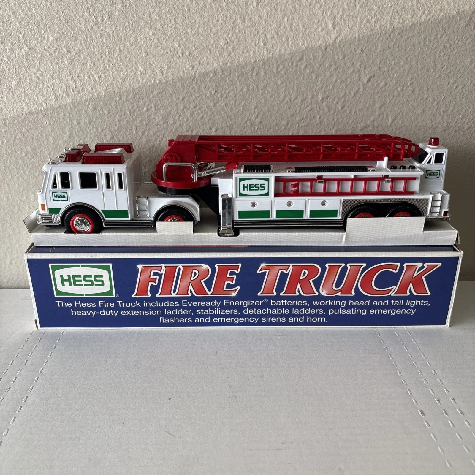 2000 Hess Fire Truck With Box -BRAND NEW 2000 Hess Fire Truck With Box -BRAND NEW