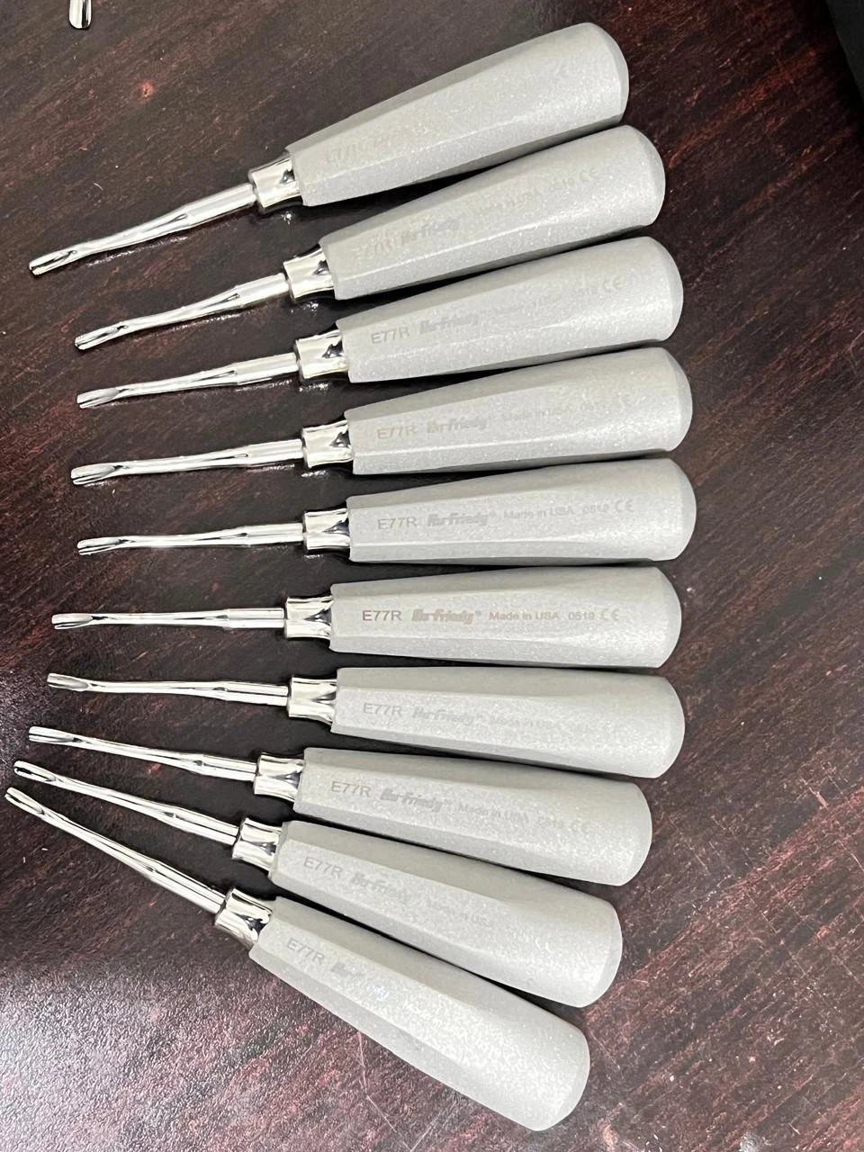 10 Pcs Lot E77R SERRATED ELEVATOR Hu FRIEDY 10 Pcs Lot E77R SERRATED ELEVATOR Hu FRIEDY