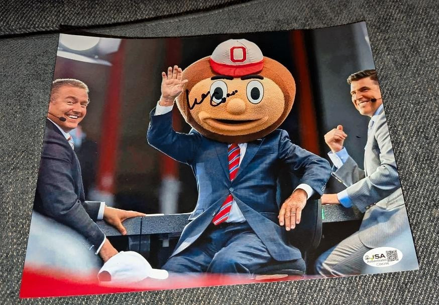 ESPN COLLEGE GAME DAY LEE CORSO SIGNED LAST SHOW RETIREMENT 8X10 Photo JSA COA ESPN COLLEGE GAME DAY LEE CORSO SIGNED LAST SHOW RETIREMENT 8X10 Photo JSA COA