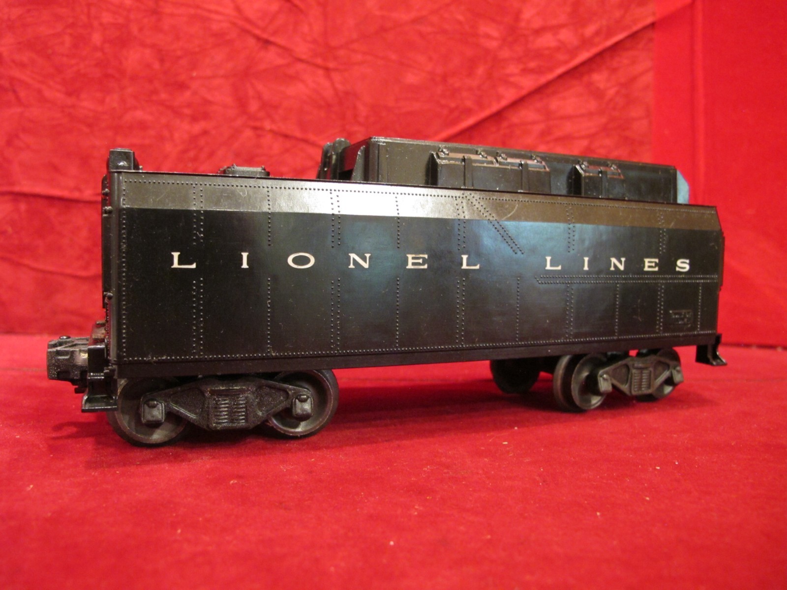 vintage POSTWAR Lionel 6026T Tender vintage POSTWAR Lionel 6026T Tender