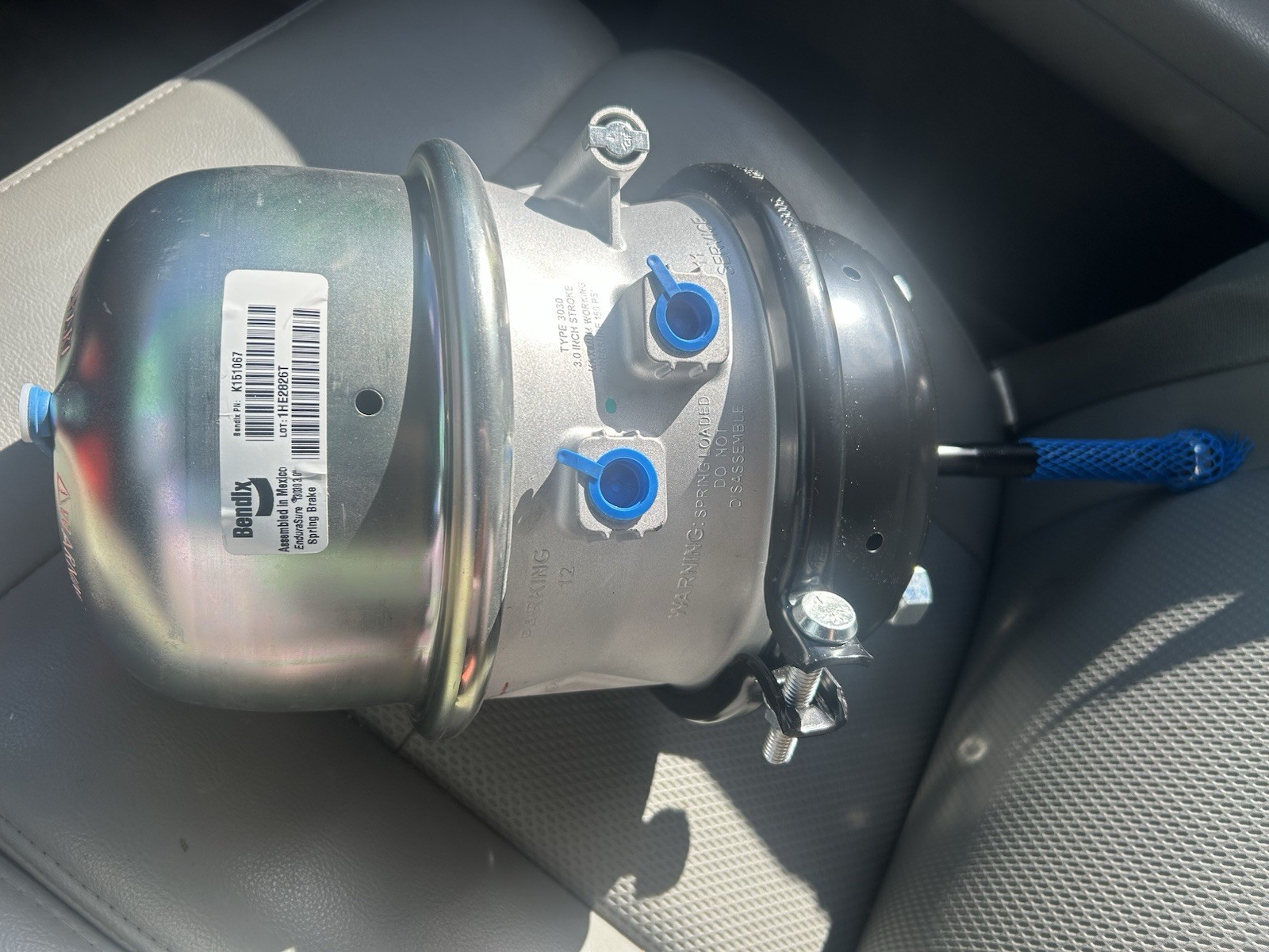 BENDIX K151067 SRPING BRAKE/ Brake Chamber Assy. OEM New In The Box.