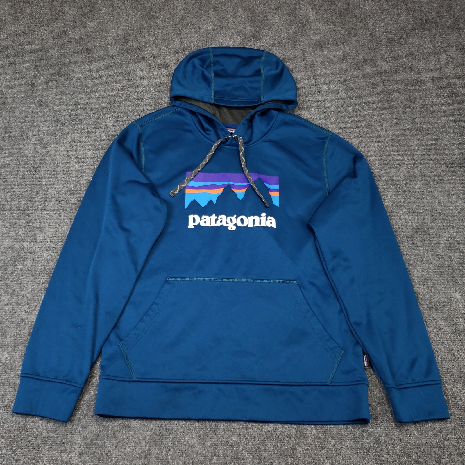 Patagonia Hoodie Mens Size Medium Blue Graphic Logo Drawstring Kangaroo Pockets Patagonia Hoodie Mens Size Medium Blue Graphic Logo Drawstring Kangaroo Pockets