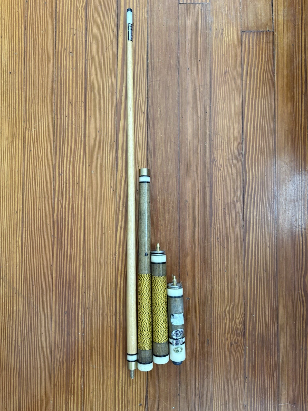 Vintage Crest JS-27 Trident Pool Cue 4 Piece Billiards Stick 57\ Vintage Crest JS-27 Trident Pool Cue 4 Piece Billiards Stick 57\