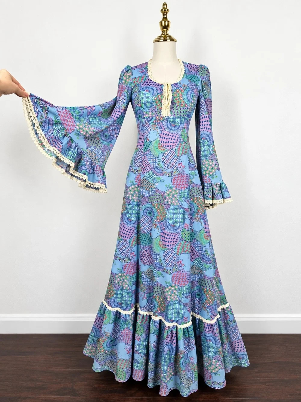 Vintage 60s 70s Psychedelic Hippie Boho Lace Bell Sleeve Maxi Dress XS
