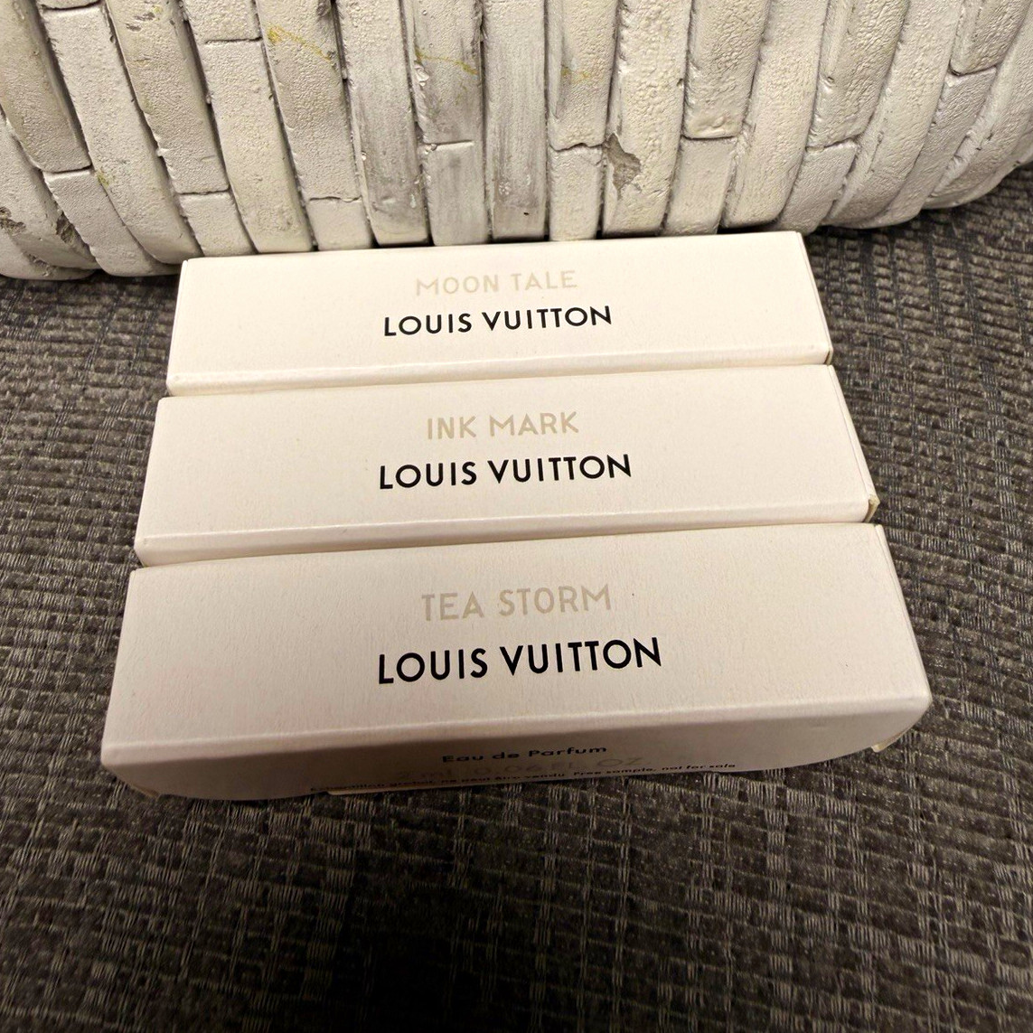 Louis Vuitton: Moon Tale, Ink Mark, Tea Storm- Eau de Parfum Sample Spray 2ml Louis Vuitton: Moon Tale, Ink Mark, Tea Storm- Eau de Parfum Sample Spray 2ml