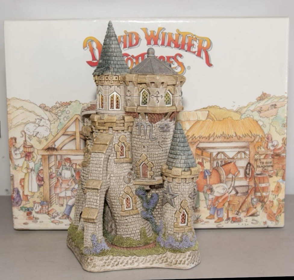 David Winter Astrologer's Castle 1999 Mystical Castles Britain LE 712/3500 W/COA David Winter Astrologer's Castle 1999 Mystical Castles Britain LE 712/3500 W/COA