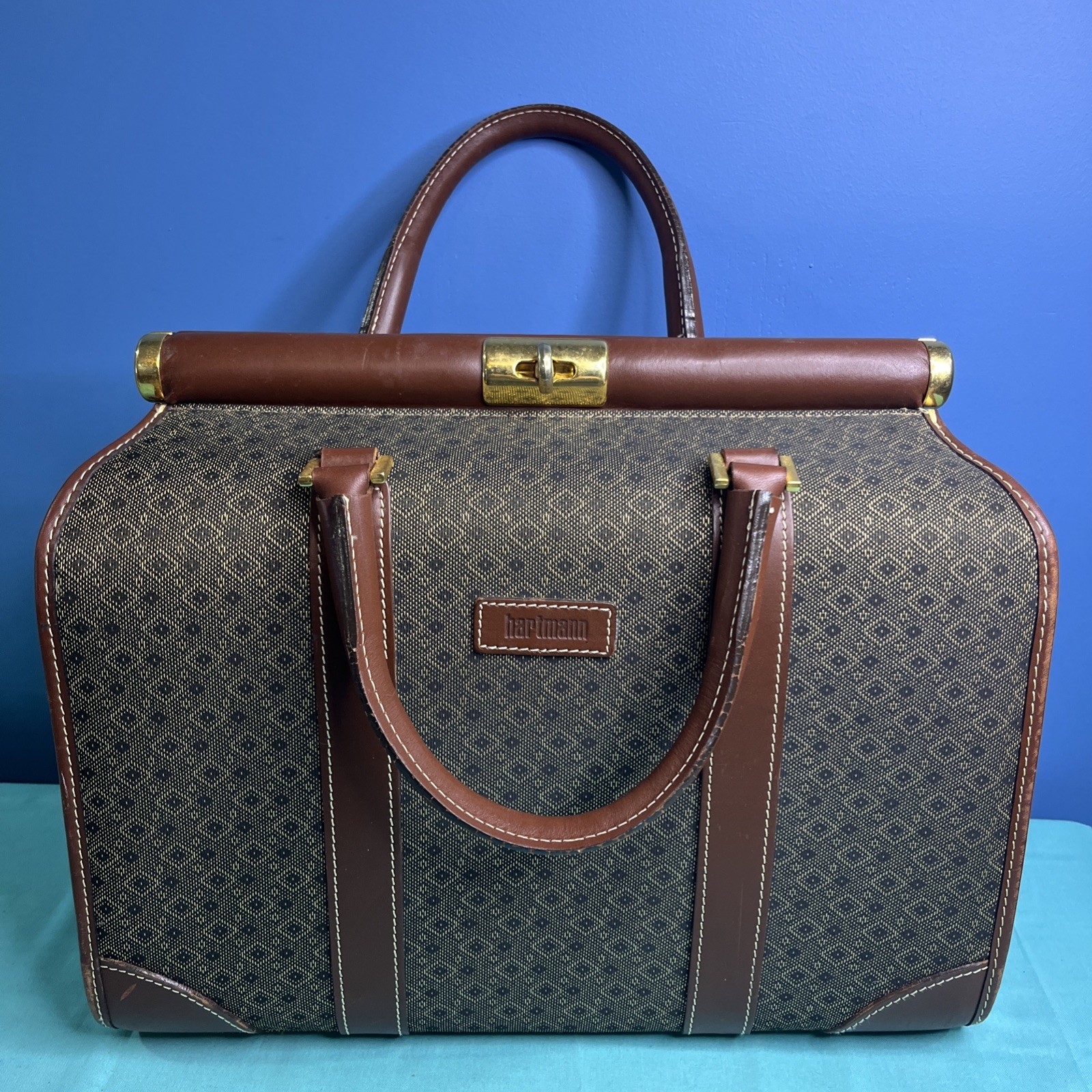 ORIGINAL HARTMANN Wings Collection Congac Leather Trim Cosmetic Case no strap ORIGINAL HARTMANN Wings Collection Congac Leather Trim Cosmetic Case no strap