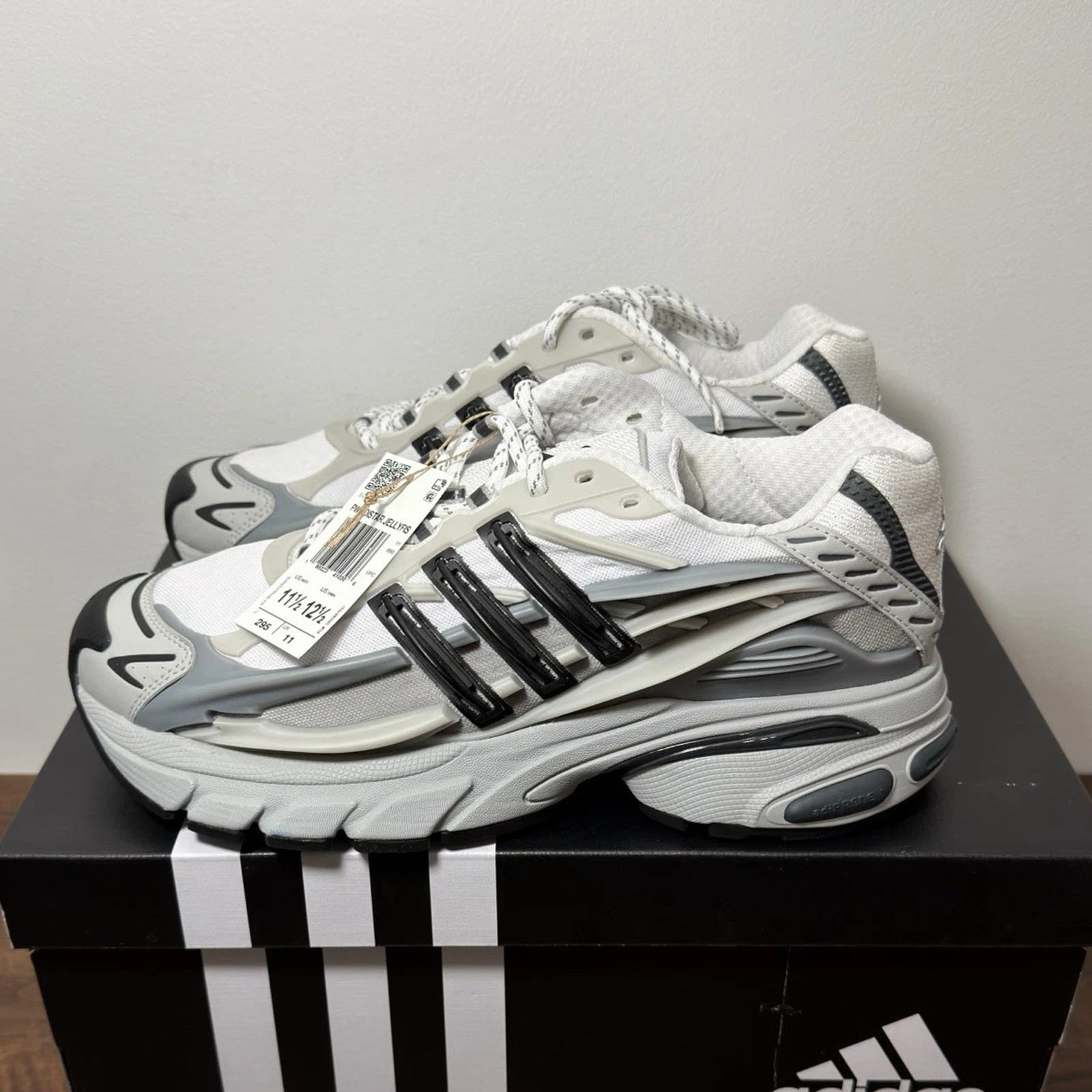 Pharrell x adidas Adistar Jellyfish 'Solid Grey Black' (Men's)