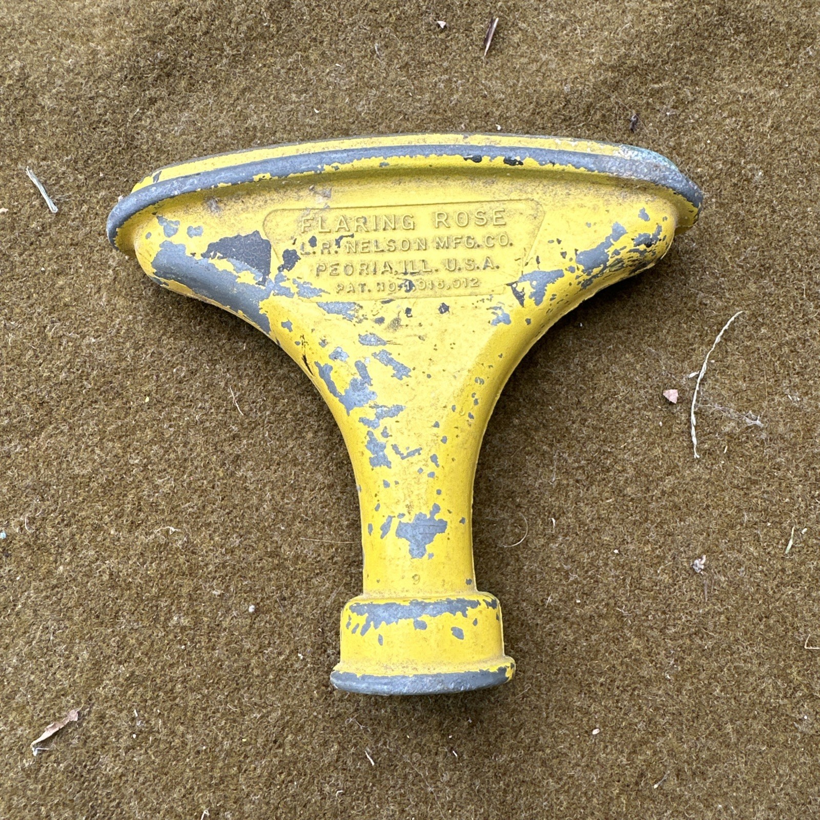 Vintage Nelson Flaring Rose Metal Fan Spray Hose Nozzle Yellow Vintage Nelson Flaring Rose Metal Fan Spray Hose Nozzle Yellow