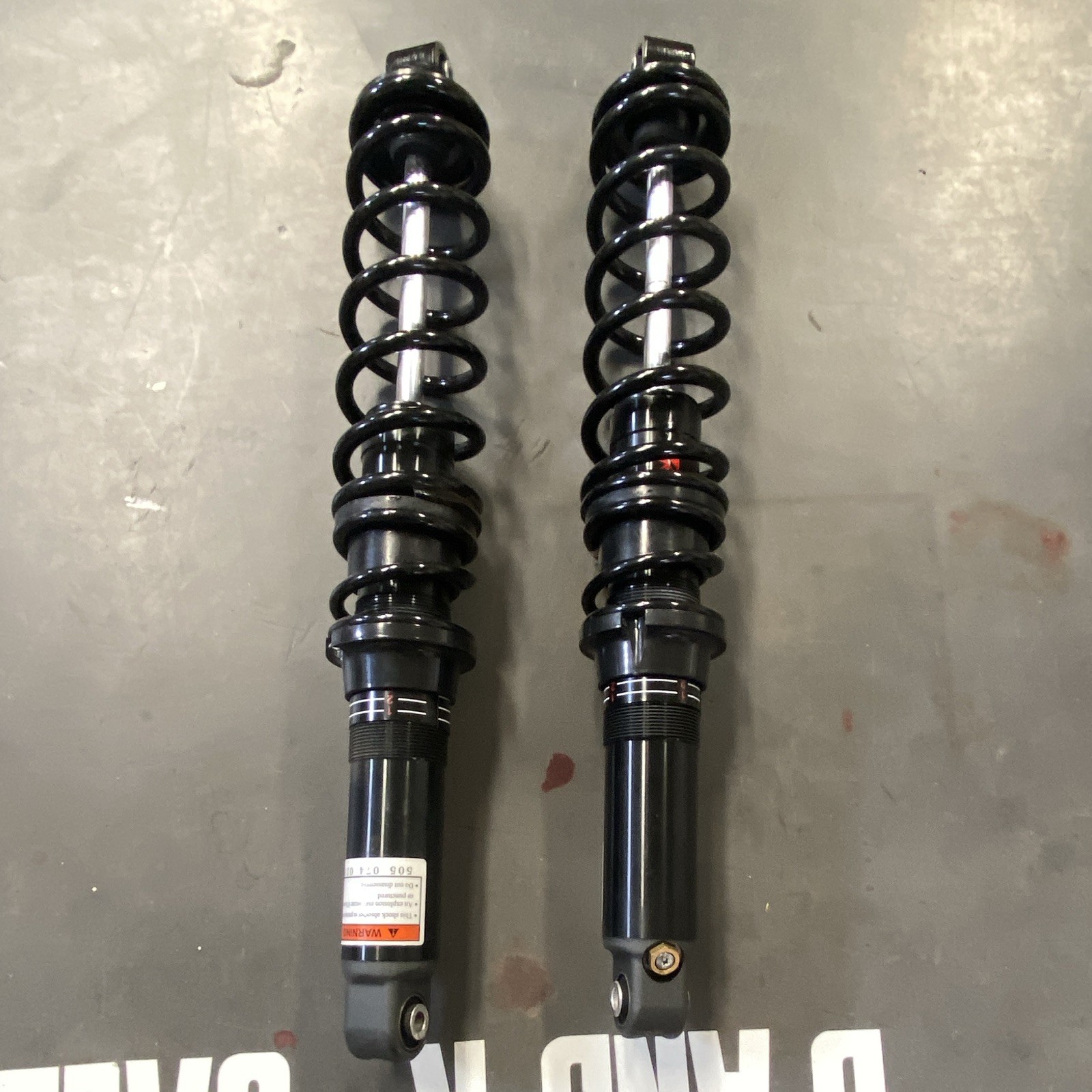 2017 Skidoo 850 KYB Front Shocks 2017 Skidoo 850 KYB Front Shocks