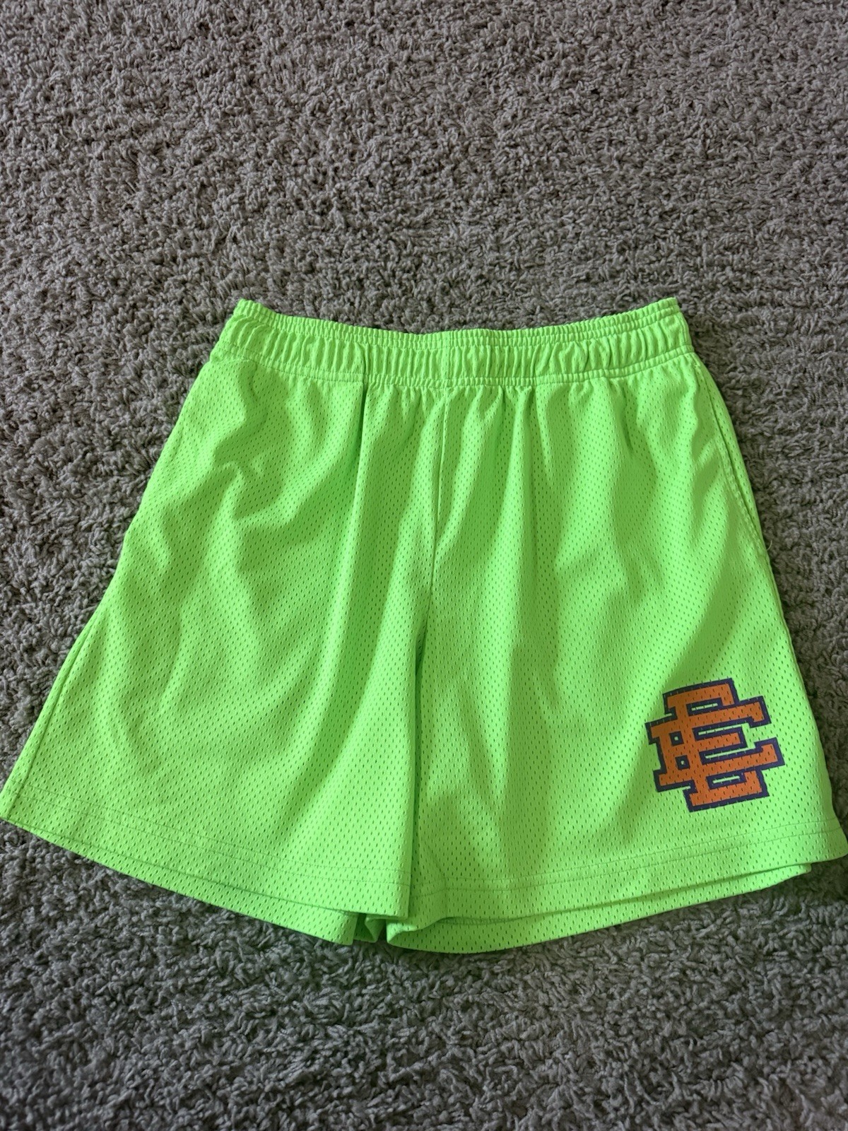 Eric Emanuel EE Gecko Basic/core Short (FW21) Size large Eric Emanuel EE Gecko Basic/core Short (FW21) Size large