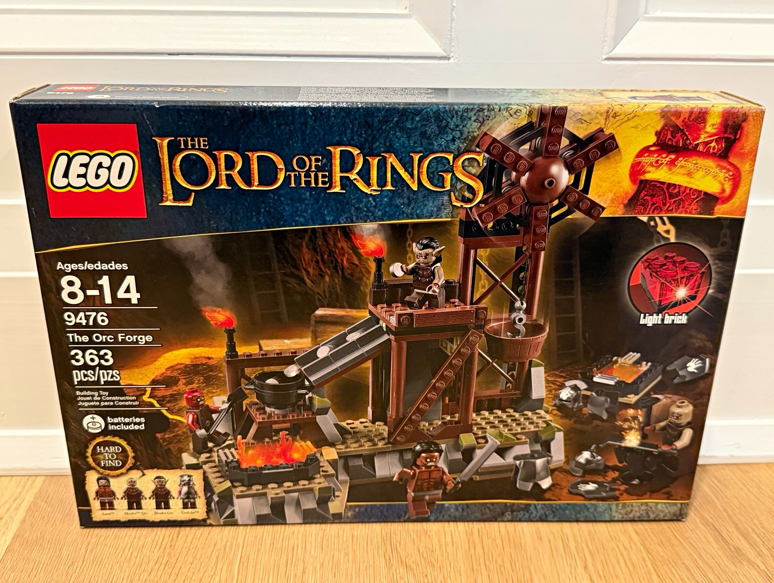 LEGO The Lord of the Rings The Orc Forge 9476 Light Brick Lurtz New Sealed LEGO The Lord of the Rings The Orc Forge 9476 Light Brick Lurtz New Sealed