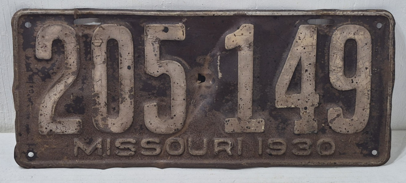 1930 Missouri License Plate 205-149 Rusty USA MO Vintage Antique 1930s Car