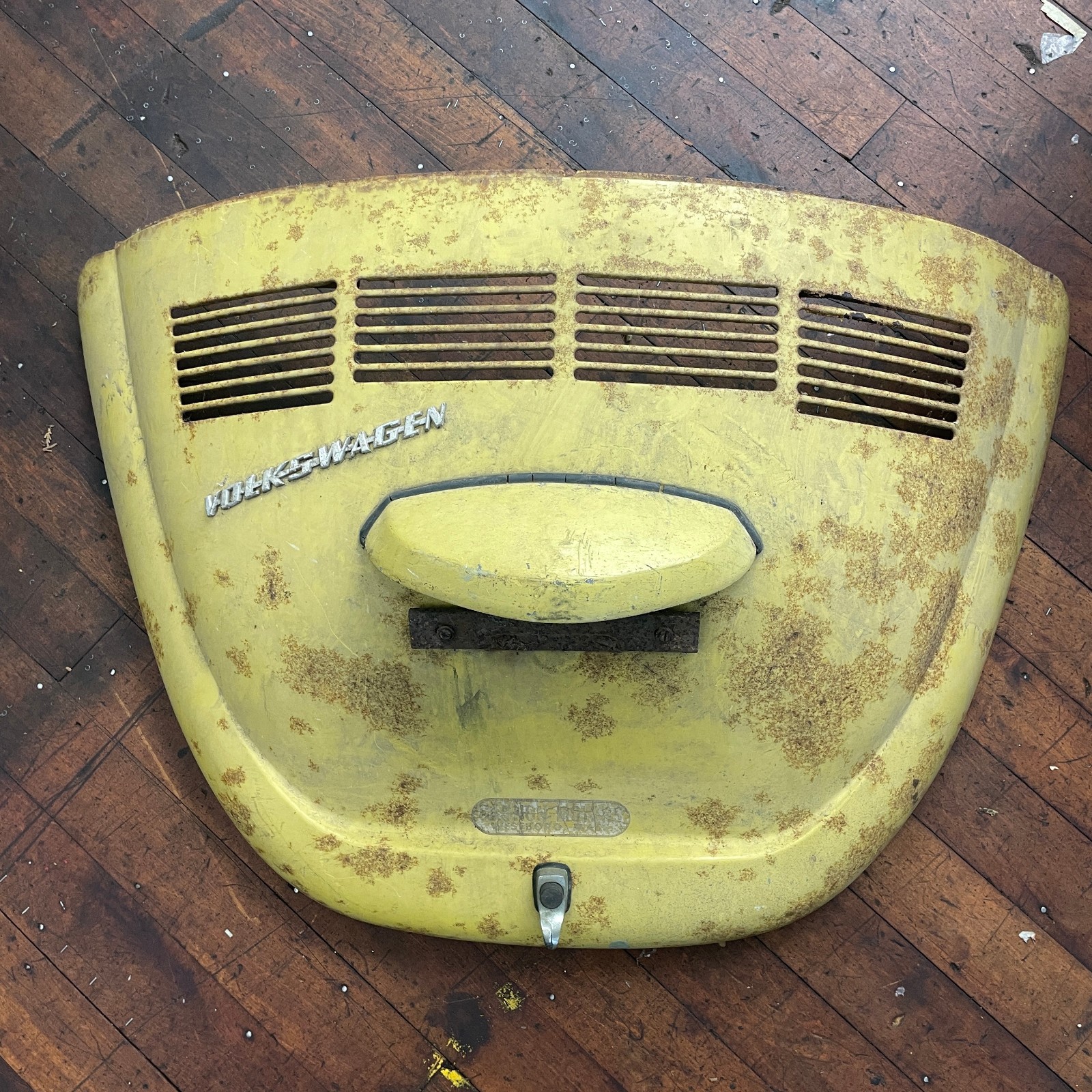 1960S 1970S German VW Volkswagen Super Beetle Rear Deck Lid VW Bug Air Cooled 1960S 1970S German VW Volkswagen Super Beetle Rear Deck Lid VW Bug Air Cooled