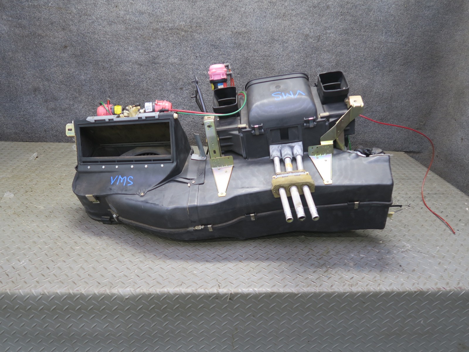86-91 MERCEDES W126 560SEL HVAC EVAPORATOR AIR CONDITION HEATER CLIMATE BOX OEM