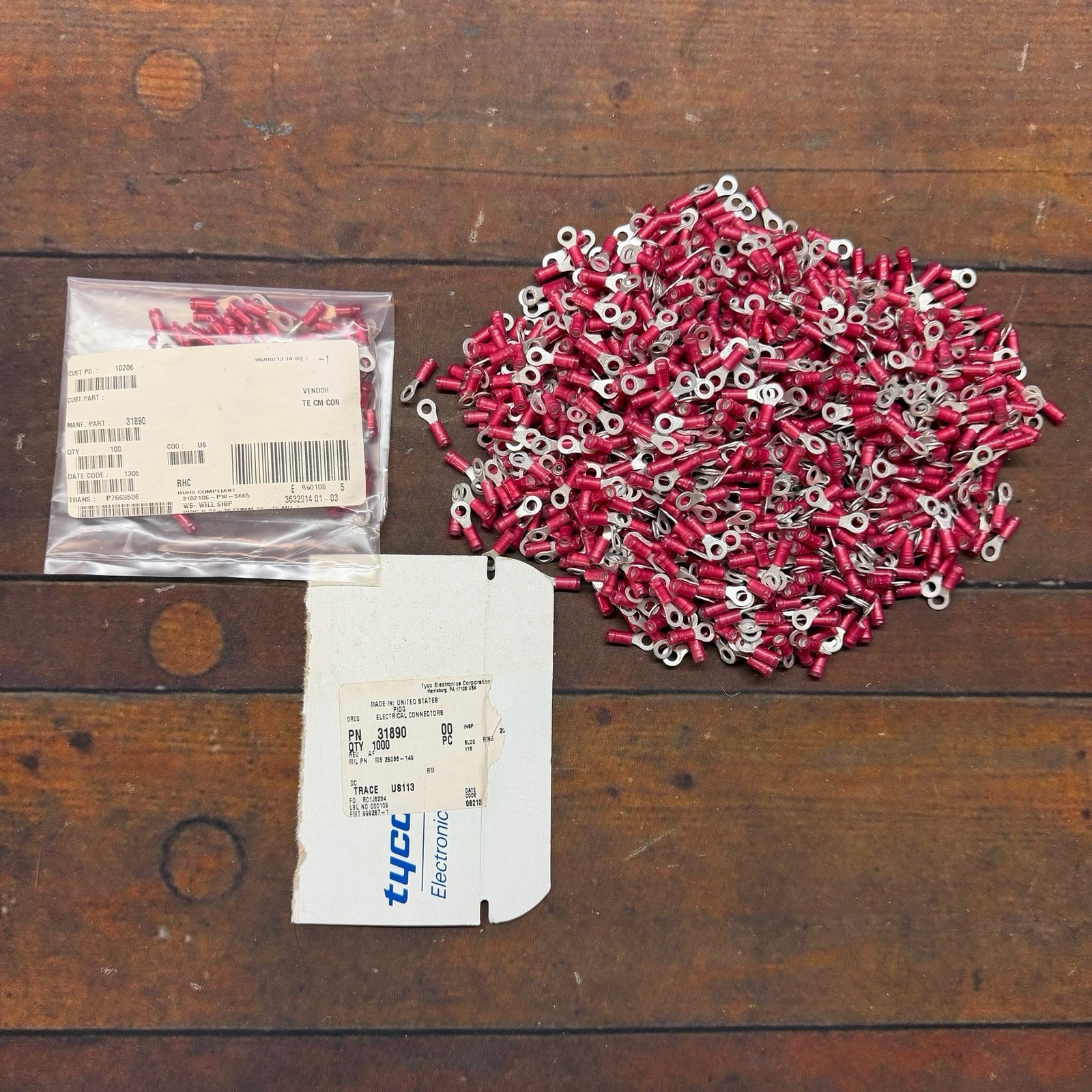TE Connectivity AMP 31890 PIDG Ring Terminals MS25036-149 Red Lot Approx 1000