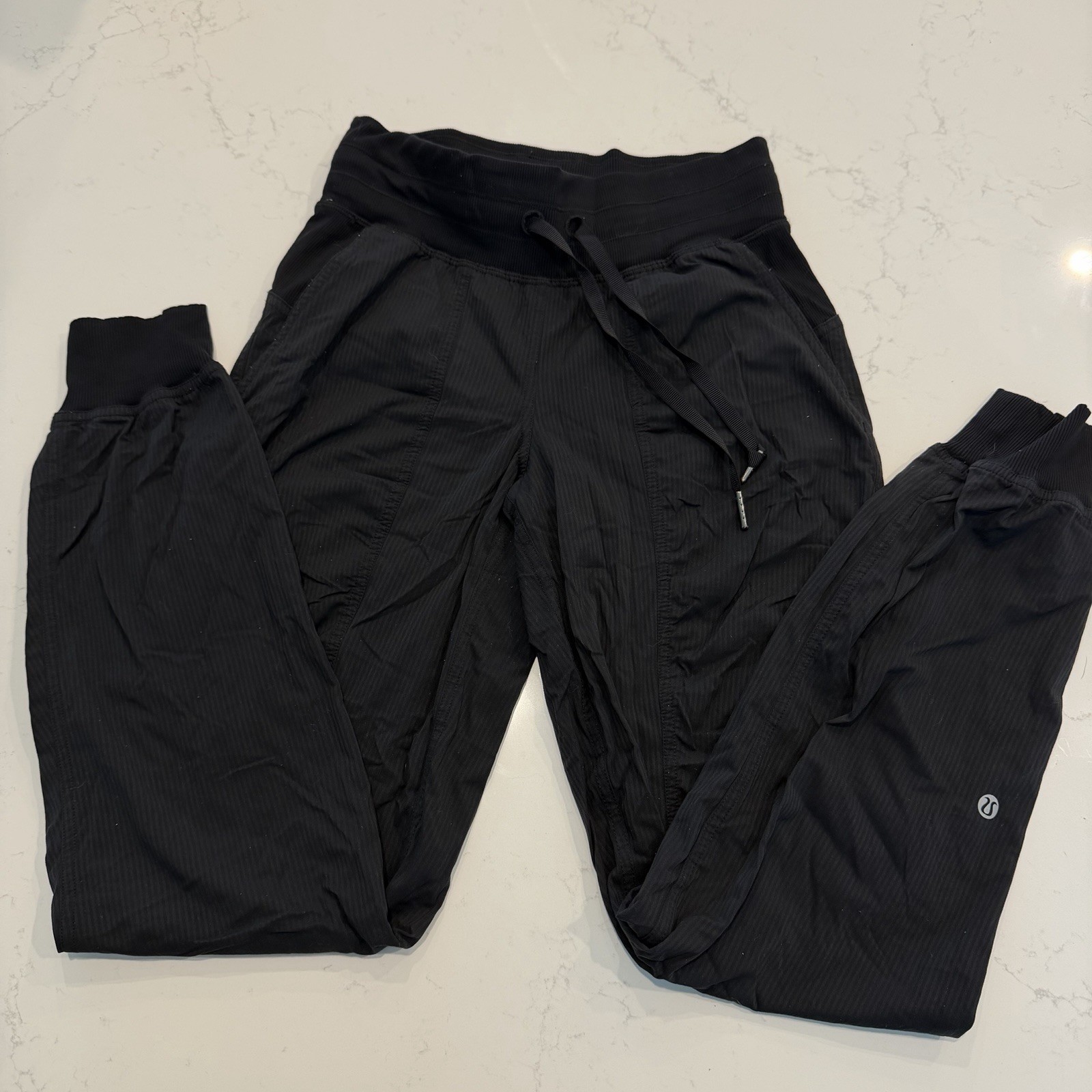 Lululemon Ready To Rulu High-Rise Jogger Luxtreme Women Size 0 Black 28\ Lululemon Ready To Rulu High-Rise Jogger Luxtreme Women Size 0 Black 28\