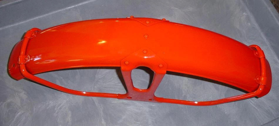 HONDA 1EA OEM CT110 MONZA RED FRONT FENDER 1982 TO 1986 (CAN FIT CT90K6-77-79) HONDA 1EA OEM CT110 MONZA RED FRONT FENDER 1982 TO 1986 (CAN FIT CT90K6-77-79)