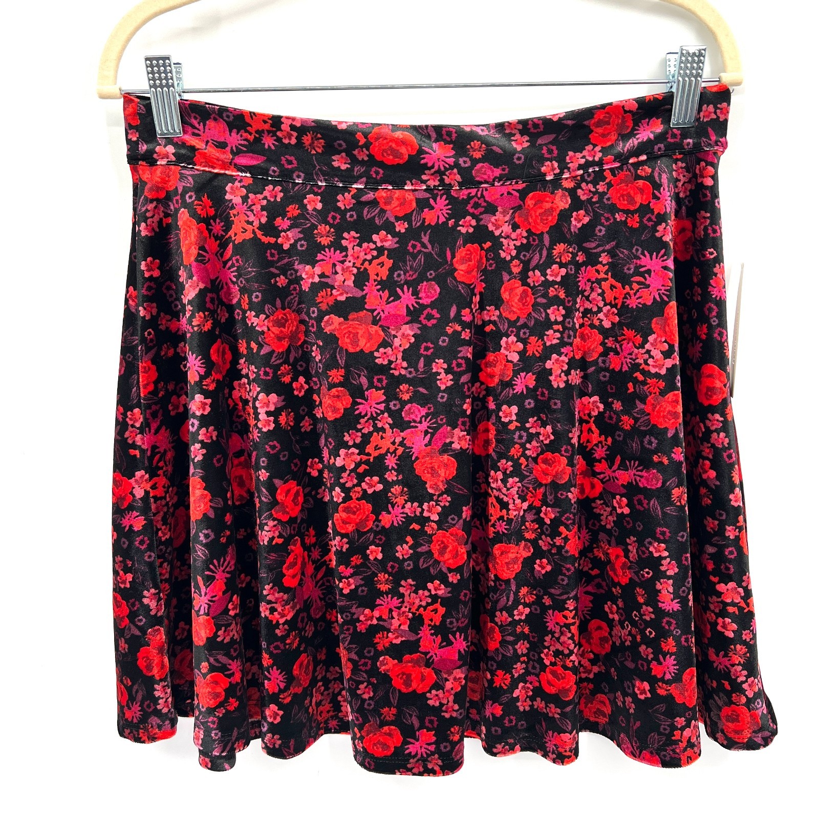 NEW Francesca\'s Mi Ami velour skater skirt red black floral dark romance fairy M