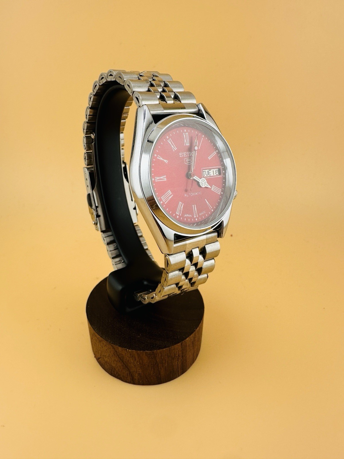 VINTAGE SEIKO 5 Automatic 7009A 17J D/D Japan made Men’s Wristwatch