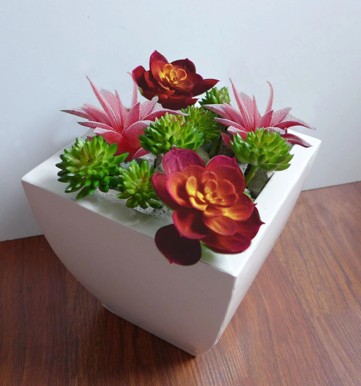 Set of 10 PCS Artificial Mini Plastic Plants Miniature Succulents Grass Set of 10 PCS Artificial Mini Plastic Plants Miniature Succulents Grass