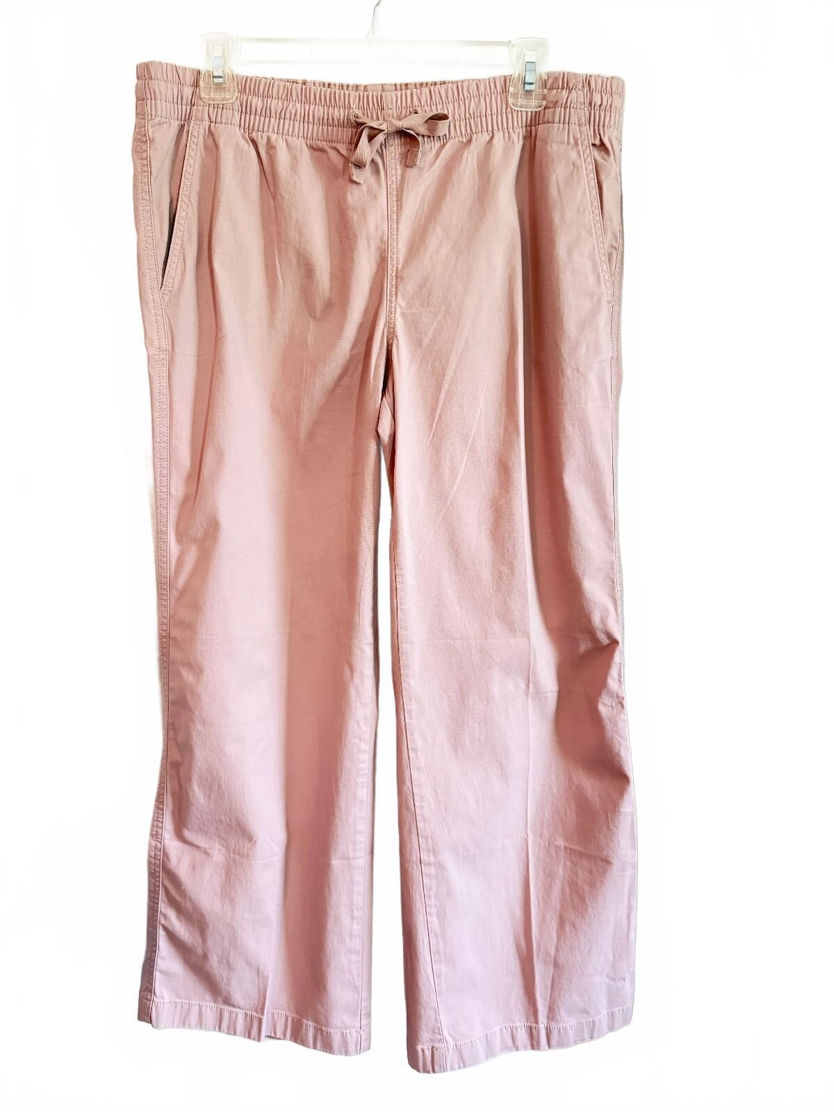 L.L.Bean Favorite Fit Wide Leg Pull-On Pants 12 Petite Blush Pink L.L.Bean Favorite Fit Wide Leg Pull-On Pants 12 Petite Blush Pink