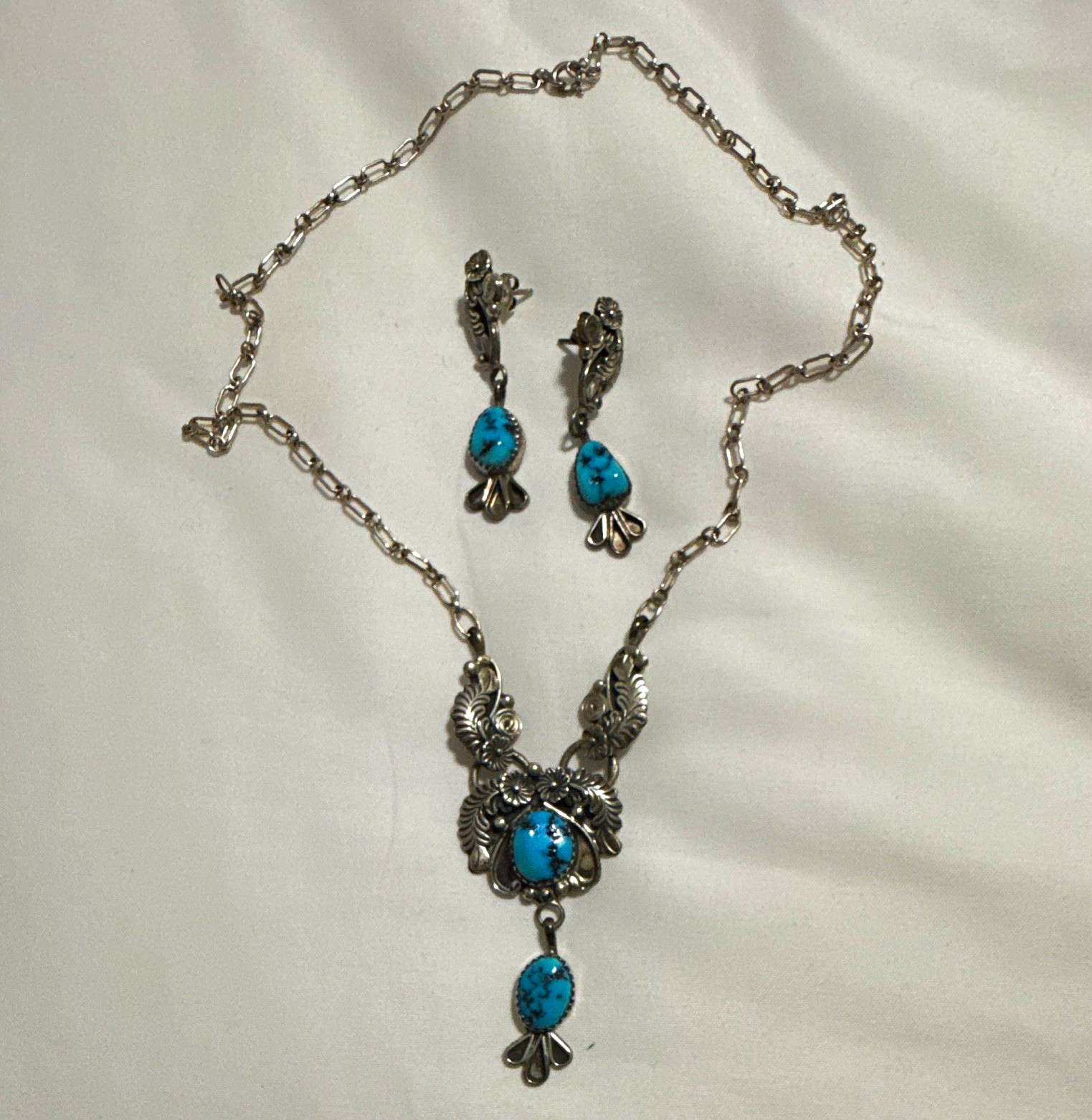 Vintage Signed RB Sterling 925 Blue Turquoise Necklace & Dangle Earrings Set Vintage Signed RB Sterling 925 Blue Turquoise Necklace & Dangle Earrings Set