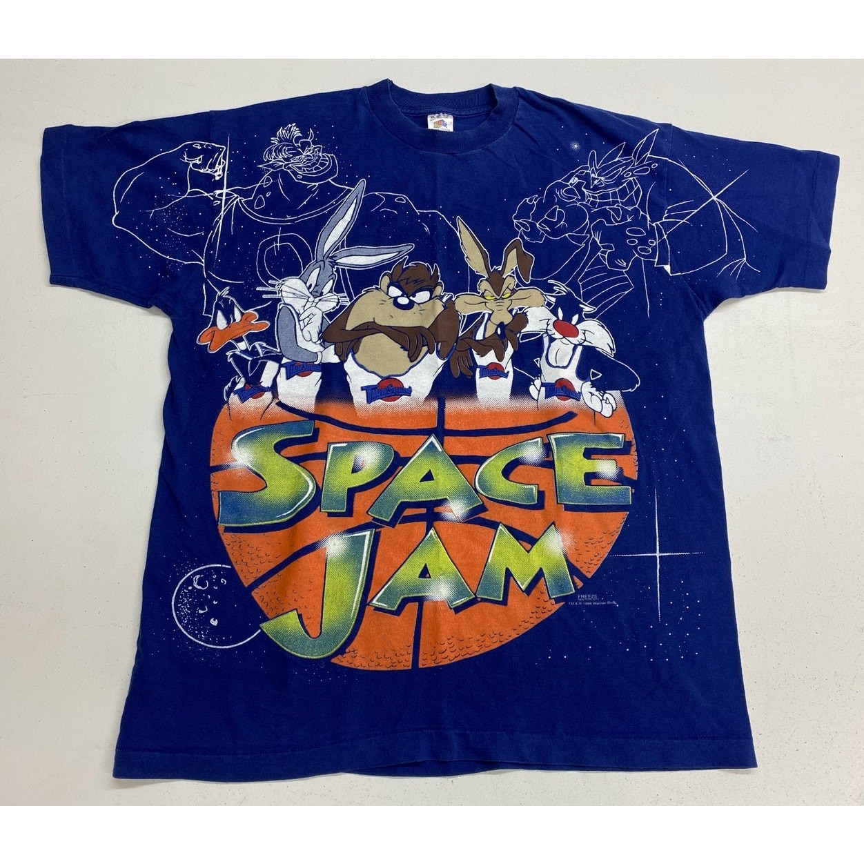 VTG 1996 Freeze NY Space Jam Looney Tunes all-over graphic single stitch t-shirt