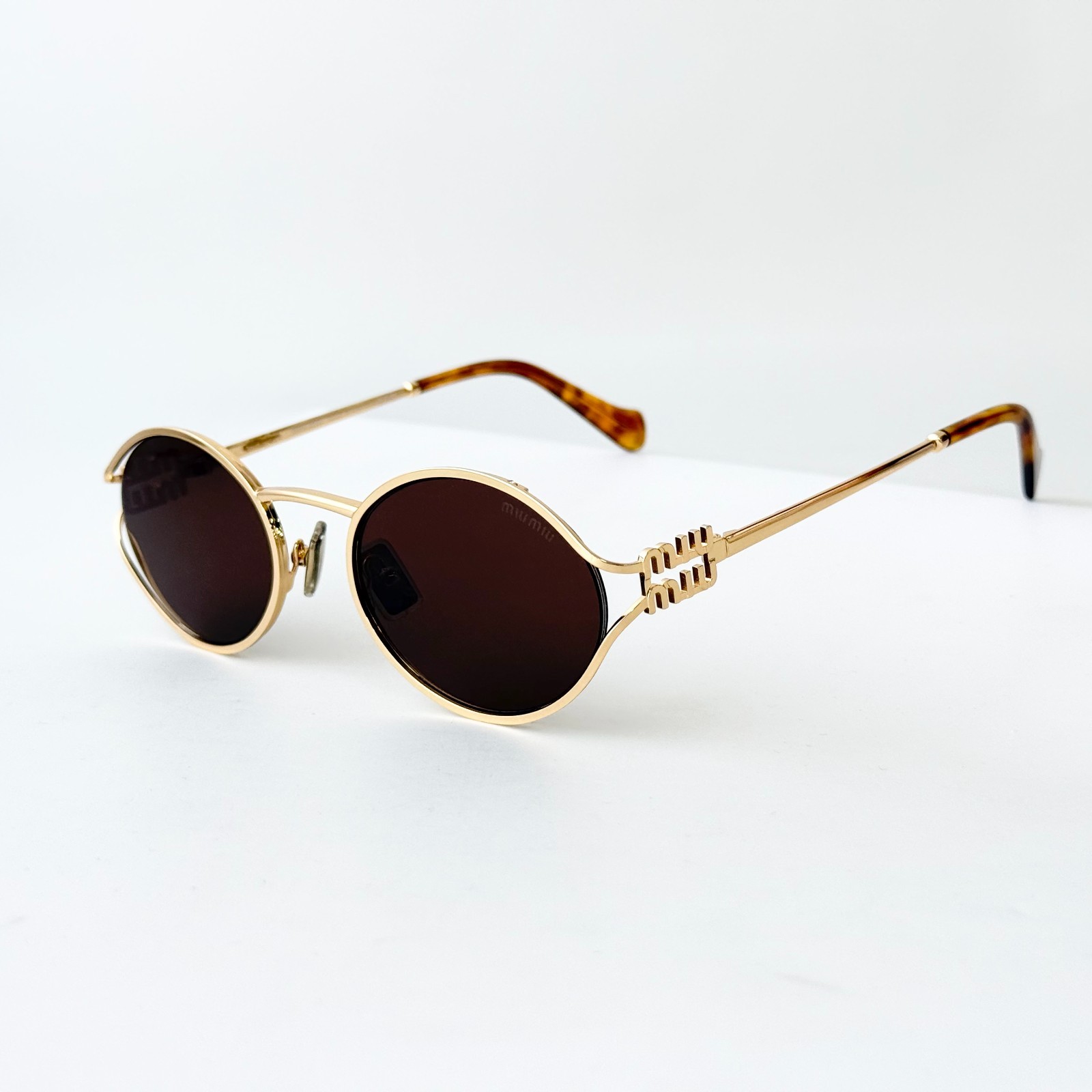 Miu Miu SMU 52YS Gold Frame Brown Lens Round Sunglasses Women 55-20-130 Miu Miu SMU 52YS Gold Frame Brown Lens Round Sunglasses Women 55-20-130