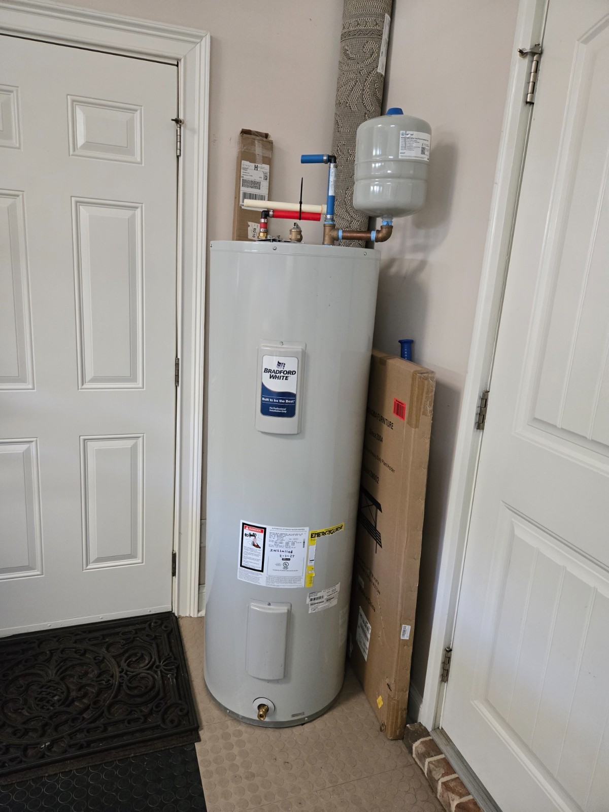 Bradford White Residential 50-Gallon Upright Electric Water Heater 240V