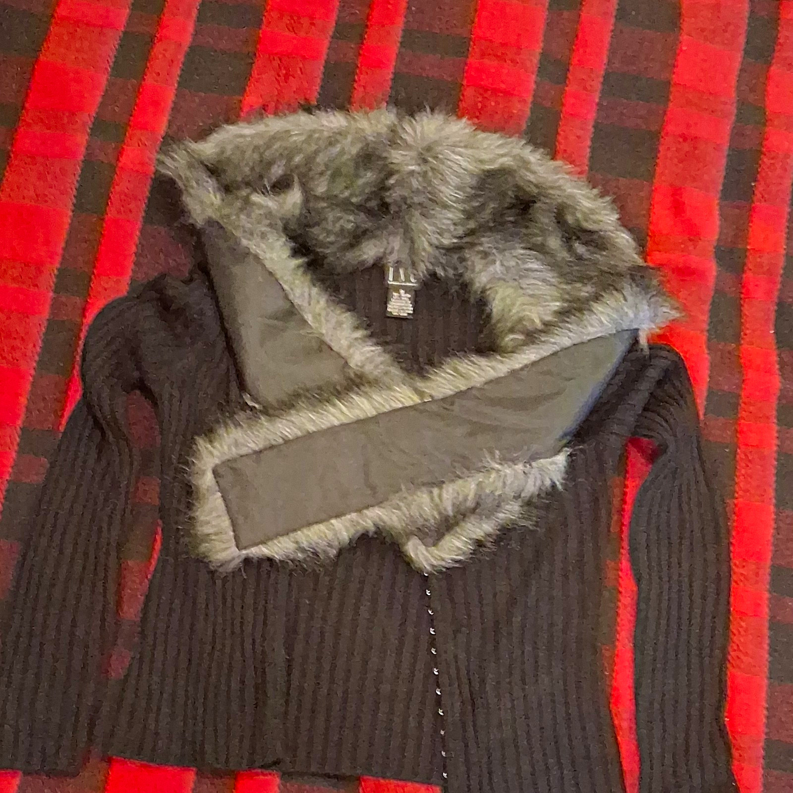 I.N.C. International Concepts Black Ribbed Knit Full Zip Sweater Faux Fur S I.N.C. International Concepts Black Ribbed Knit Full Zip Sweater Faux Fur S