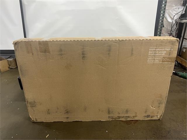 Samsung 50-inch 4K UHD Commercial Digital Signage Display TV Monitor QM50C