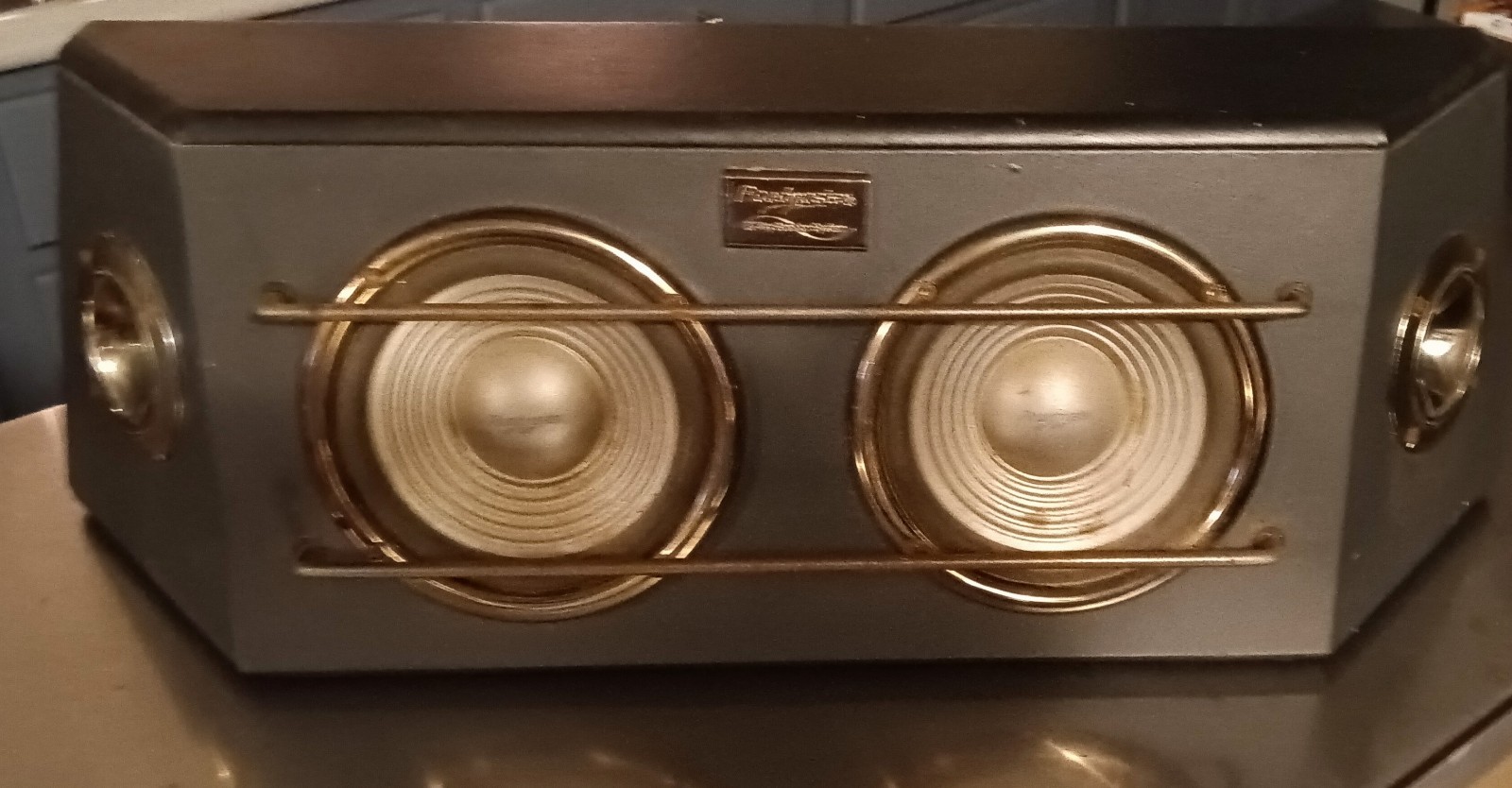 Stereo Speaker 2-Way Box System Stereo Speaker 2-Way Box System