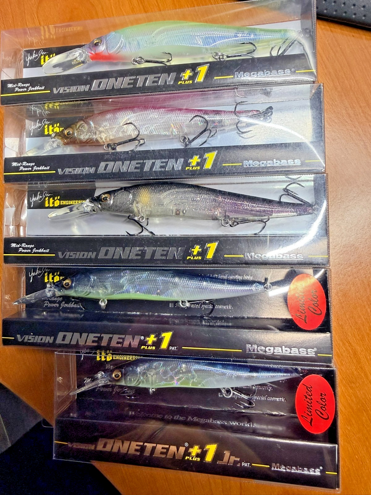 Megabass Vision 110+1/110+1 Jr Lot1 - Includes Limited Colors Megabass Vision 110+1/110+1 Jr Lot1 - Includes Limited Colors